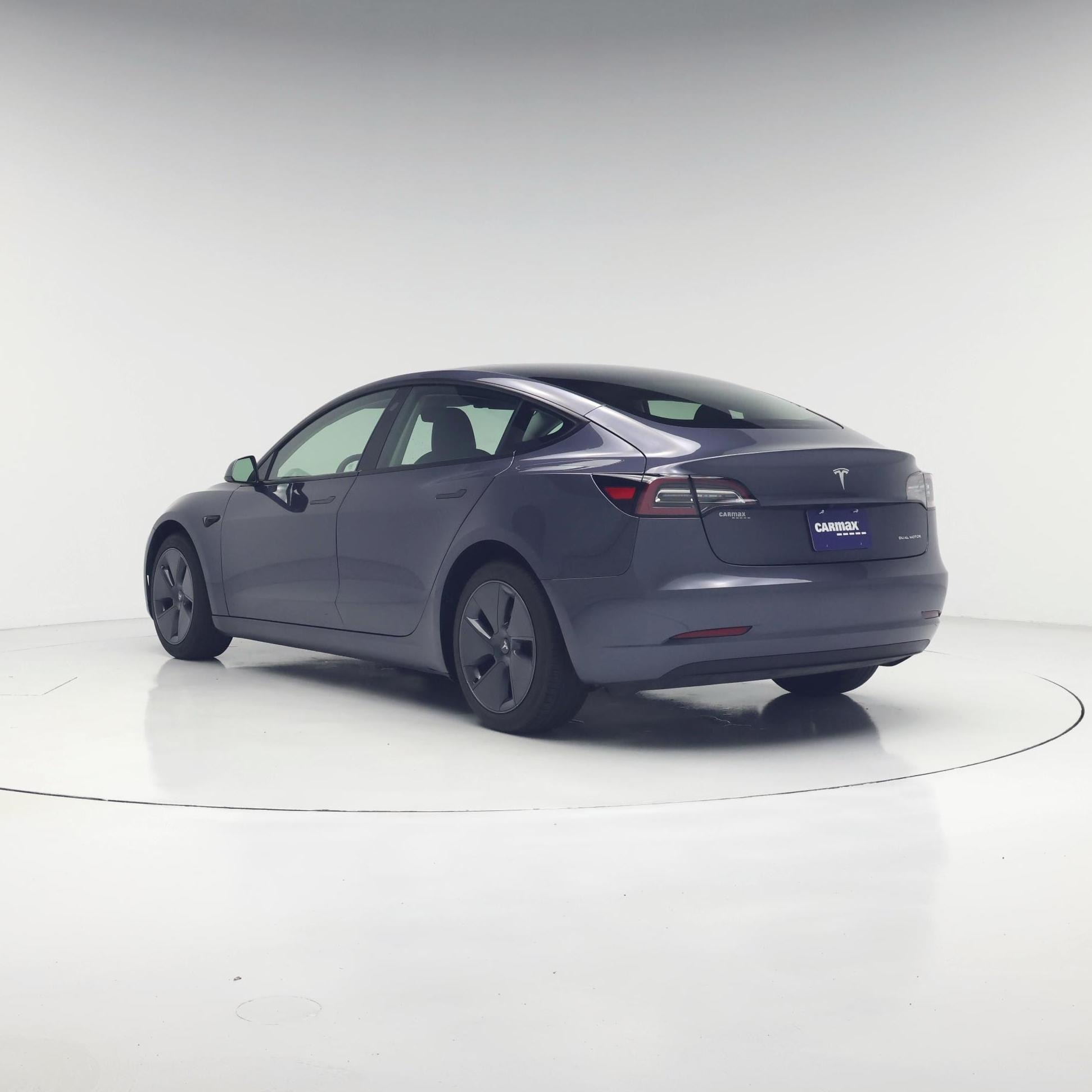 Thumbnail: 2023 Tesla Model 3 - 2