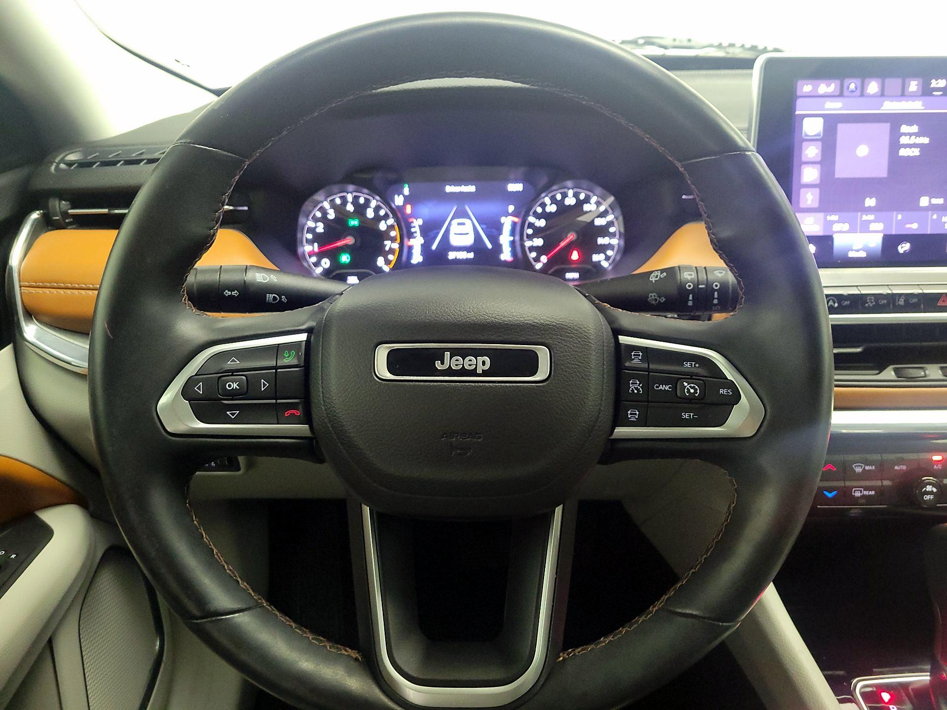 Thumbnail: 2022 Jeep Compass - 10