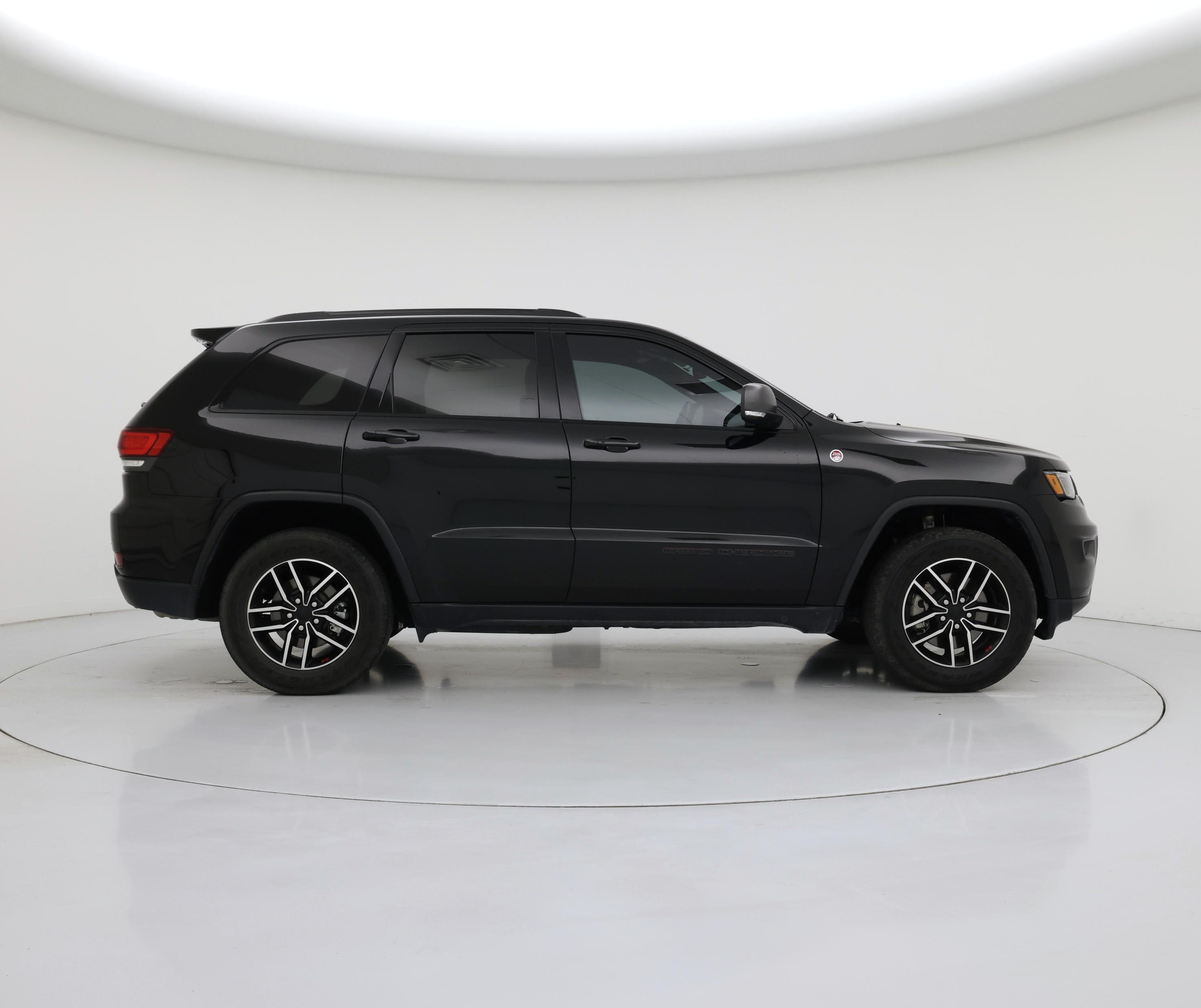 Thumbnail: 2021 Jeep Grand Cherokee - 7