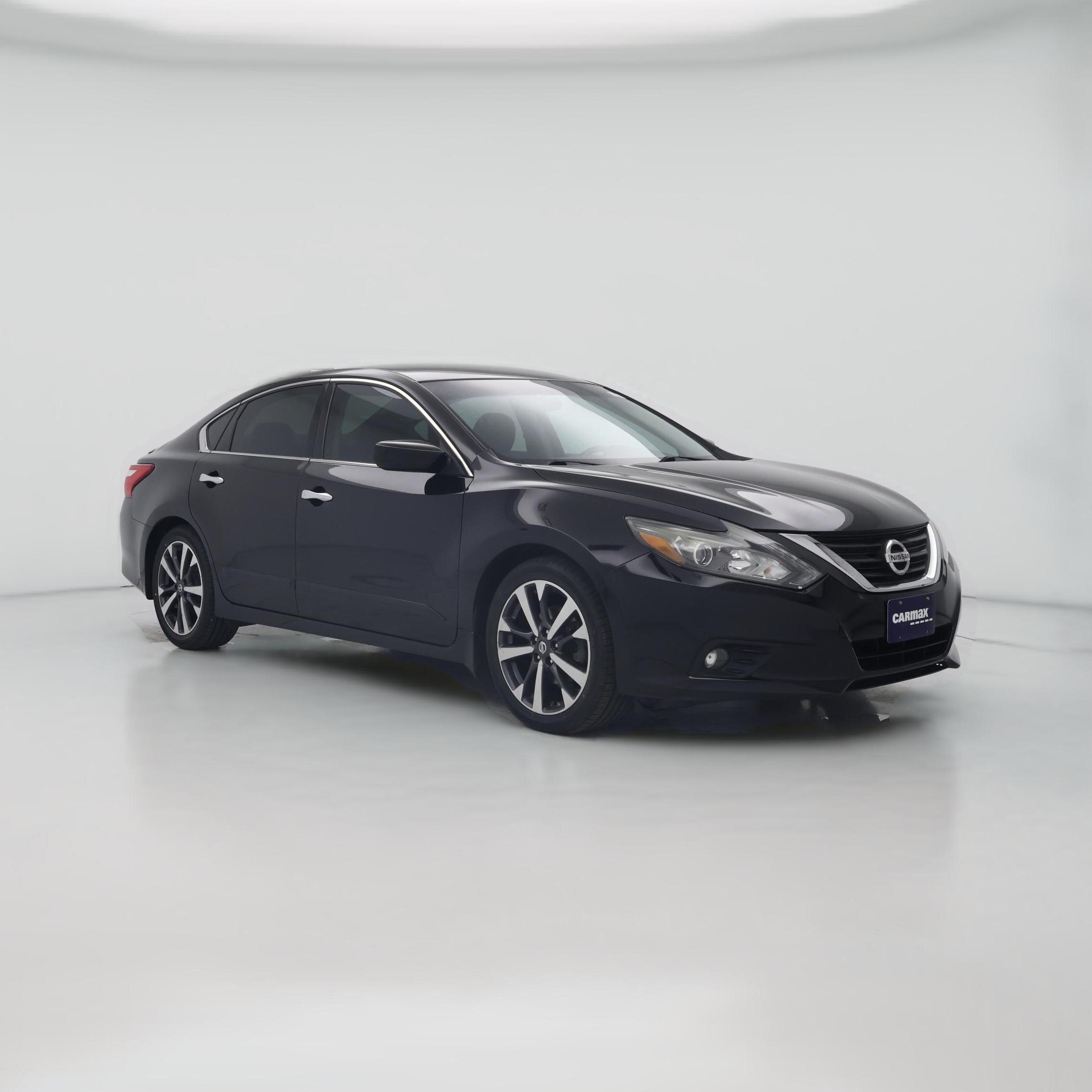 Thumbnail: 2016 Nissan Altima - 1