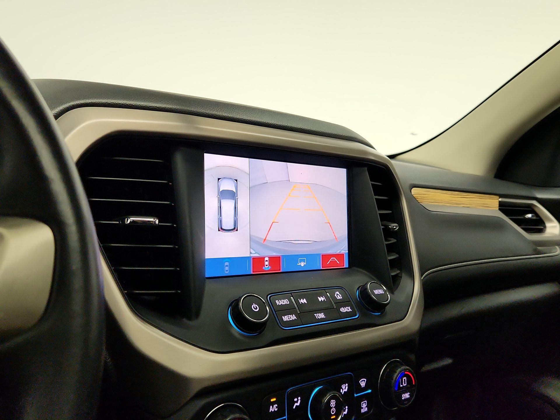 Thumbnail: 2017 GMC Acadia - 15