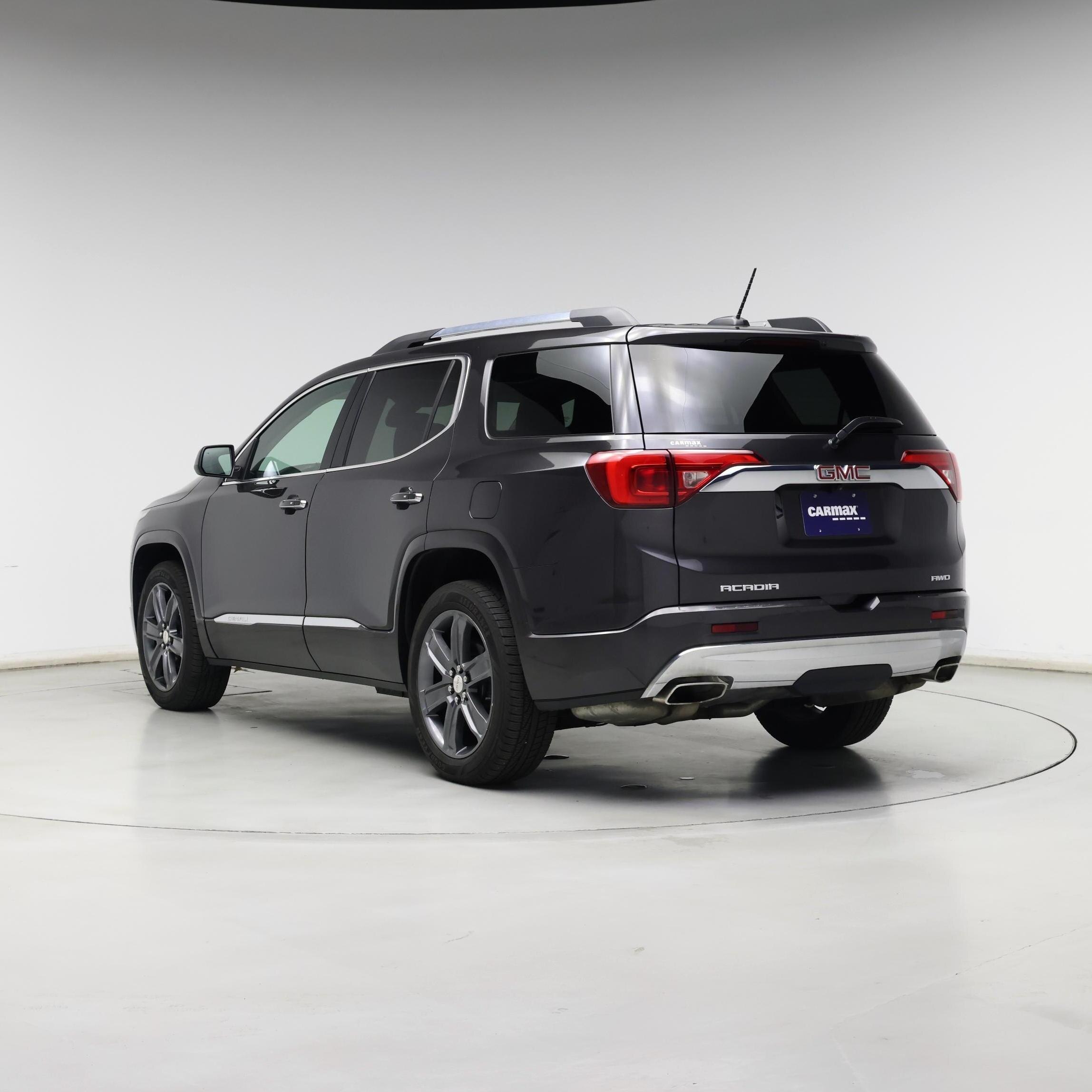Thumbnail: 2017 GMC Acadia - 2