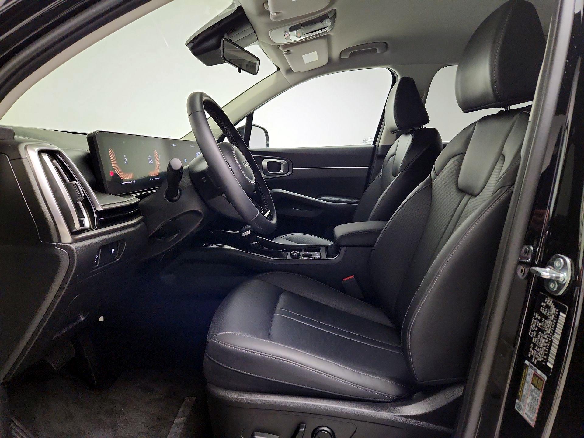 Thumbnail: 2025 Kia Sorento - 11