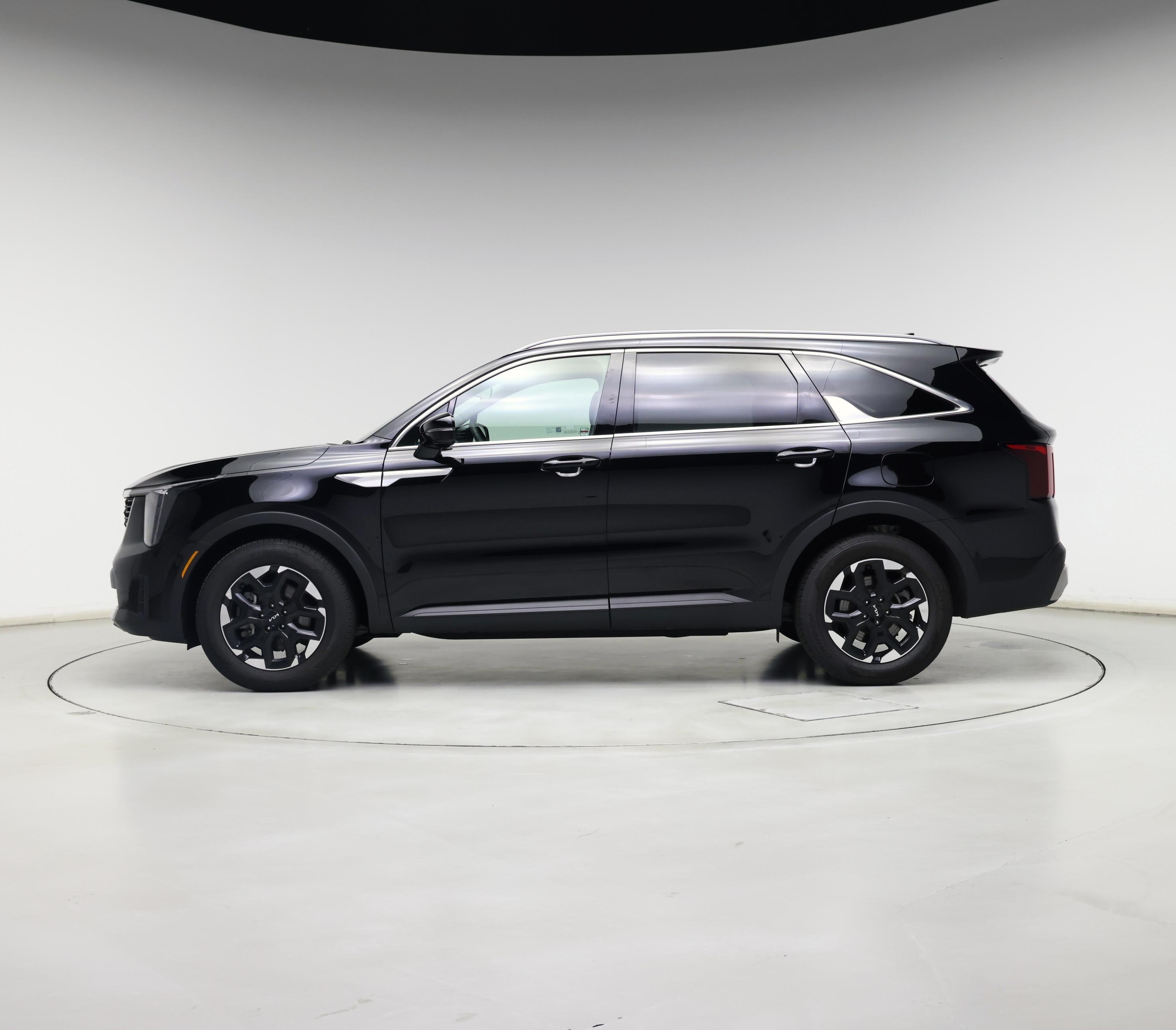 Thumbnail: 2025 Kia Sorento - 3