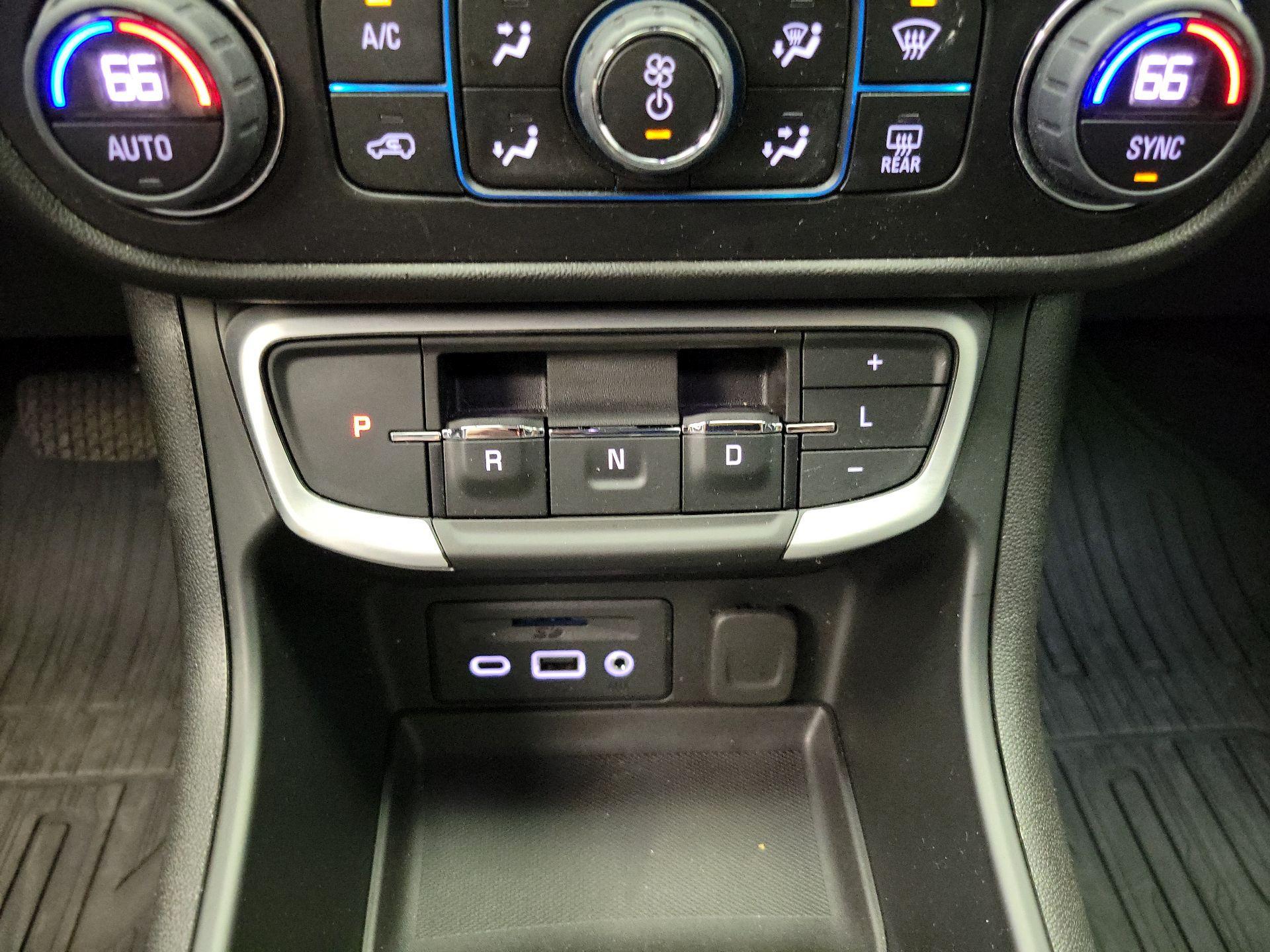 Thumbnail: 2023 GMC Terrain - 16
