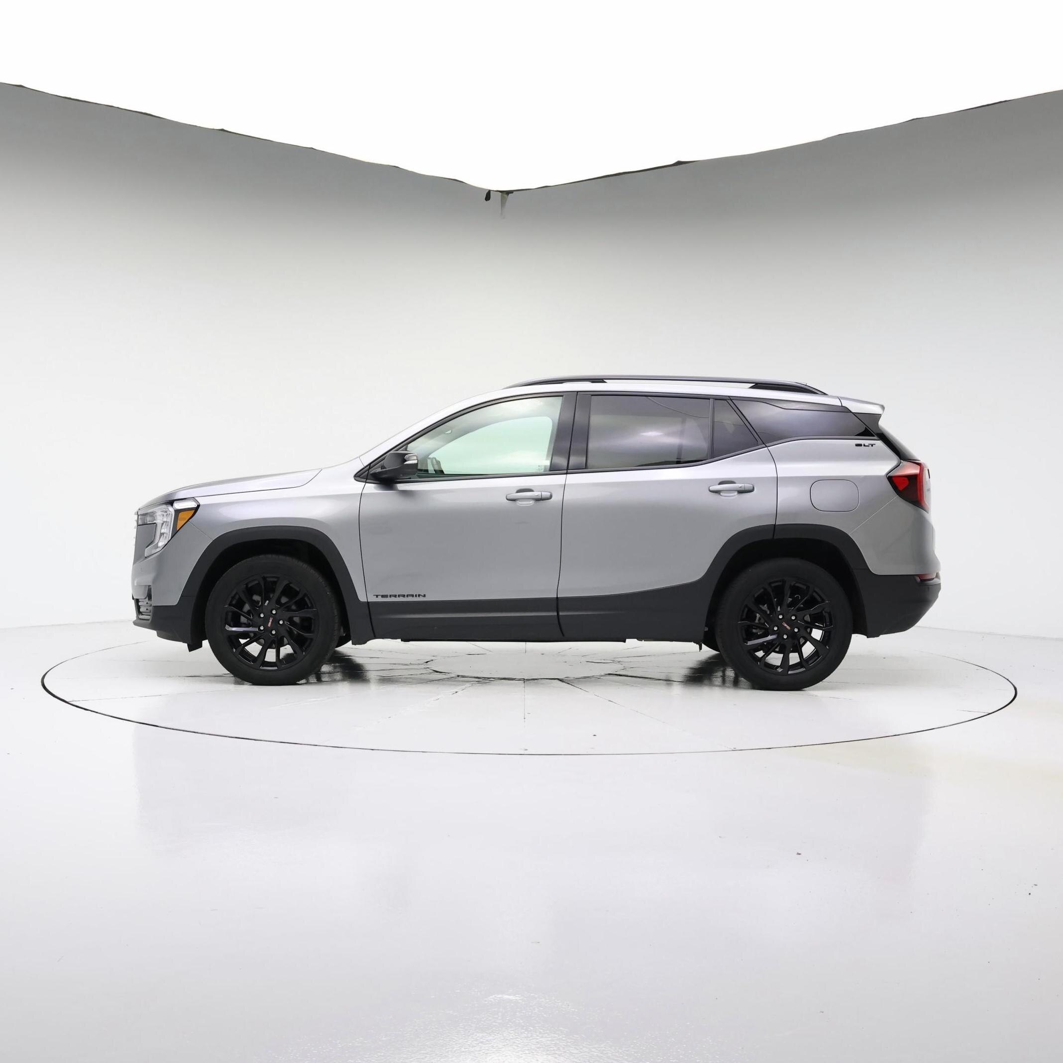 Thumbnail: 2023 GMC Terrain - 3