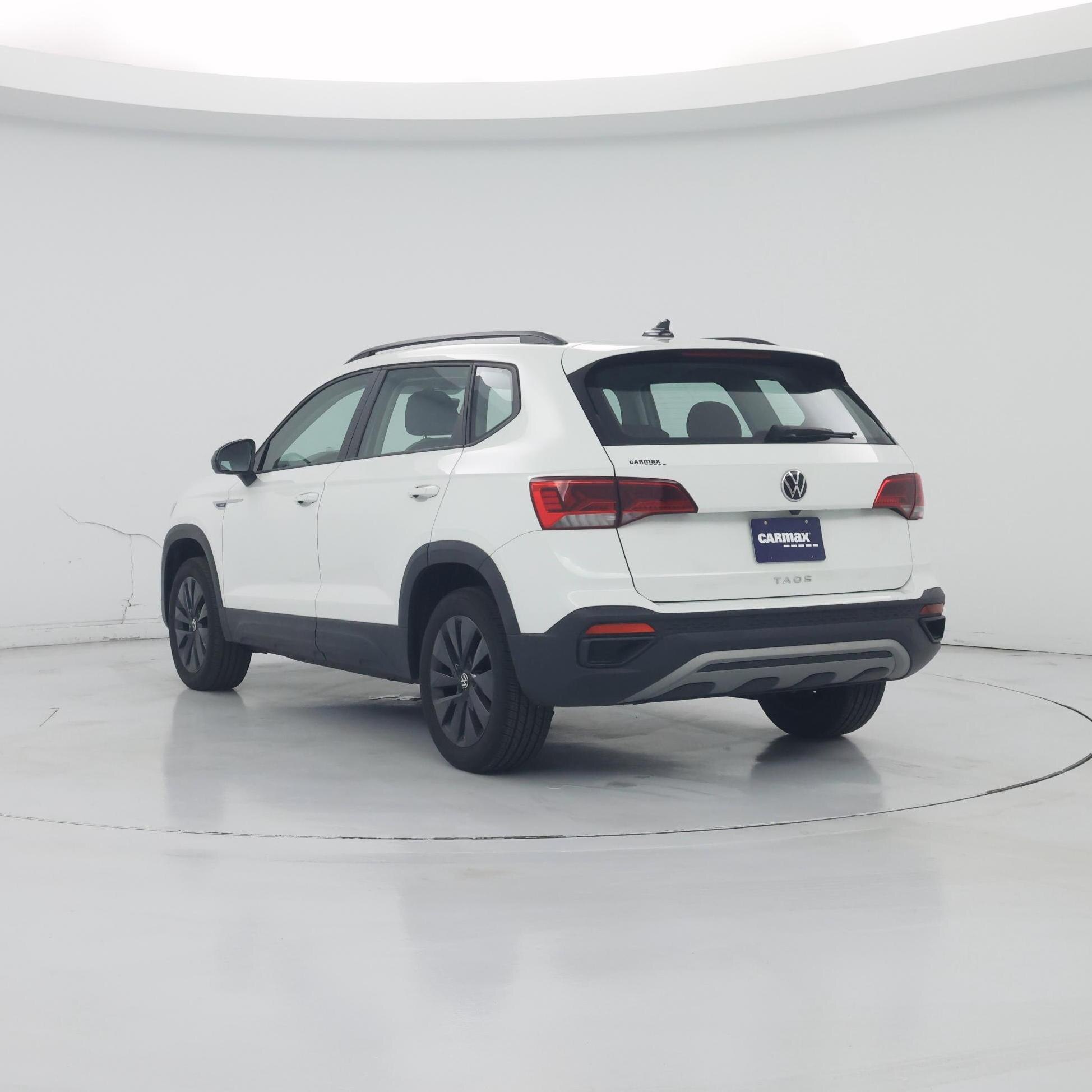 Thumbnail: 2023 Volkswagen Taos - 2