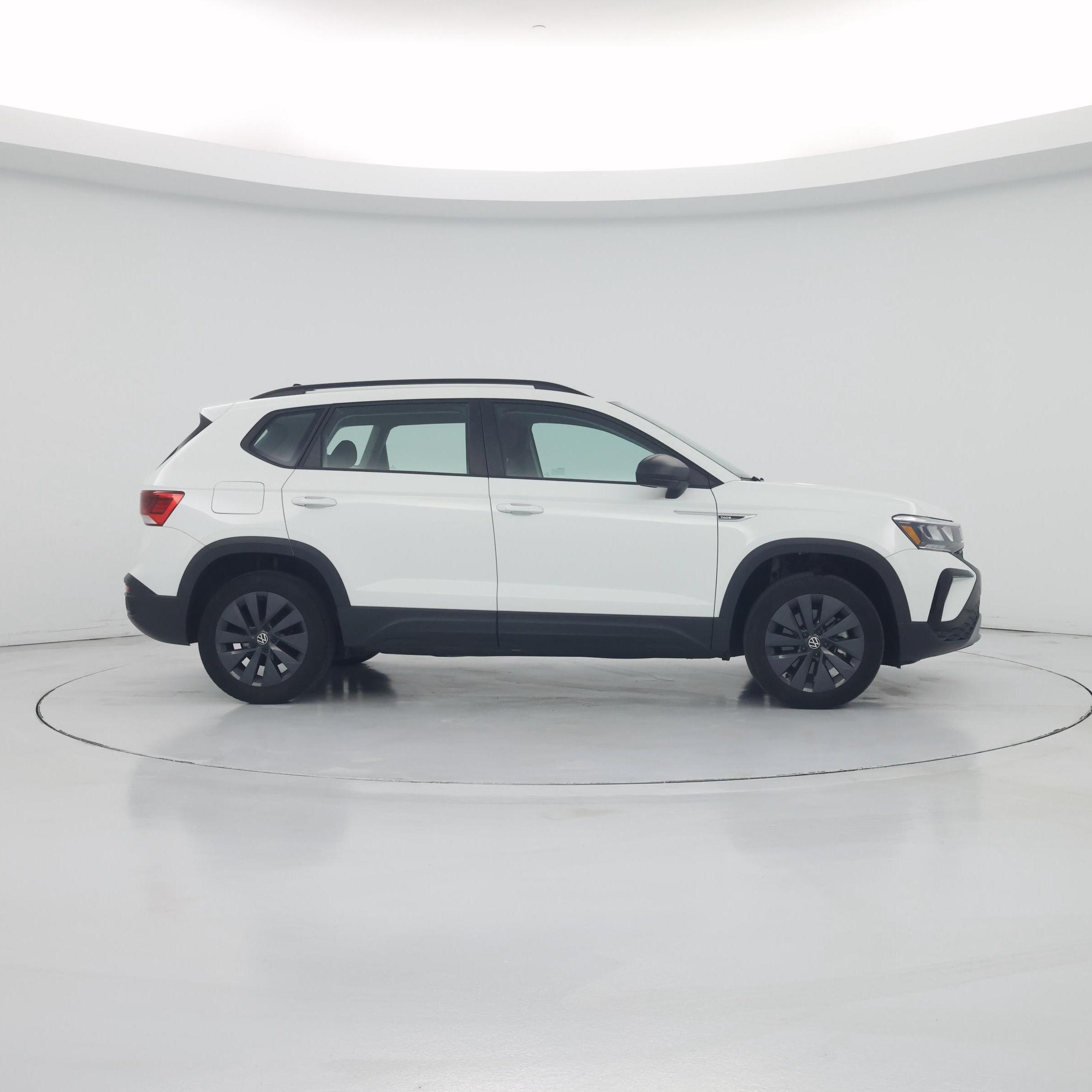 Thumbnail: 2023 Volkswagen Taos - 7