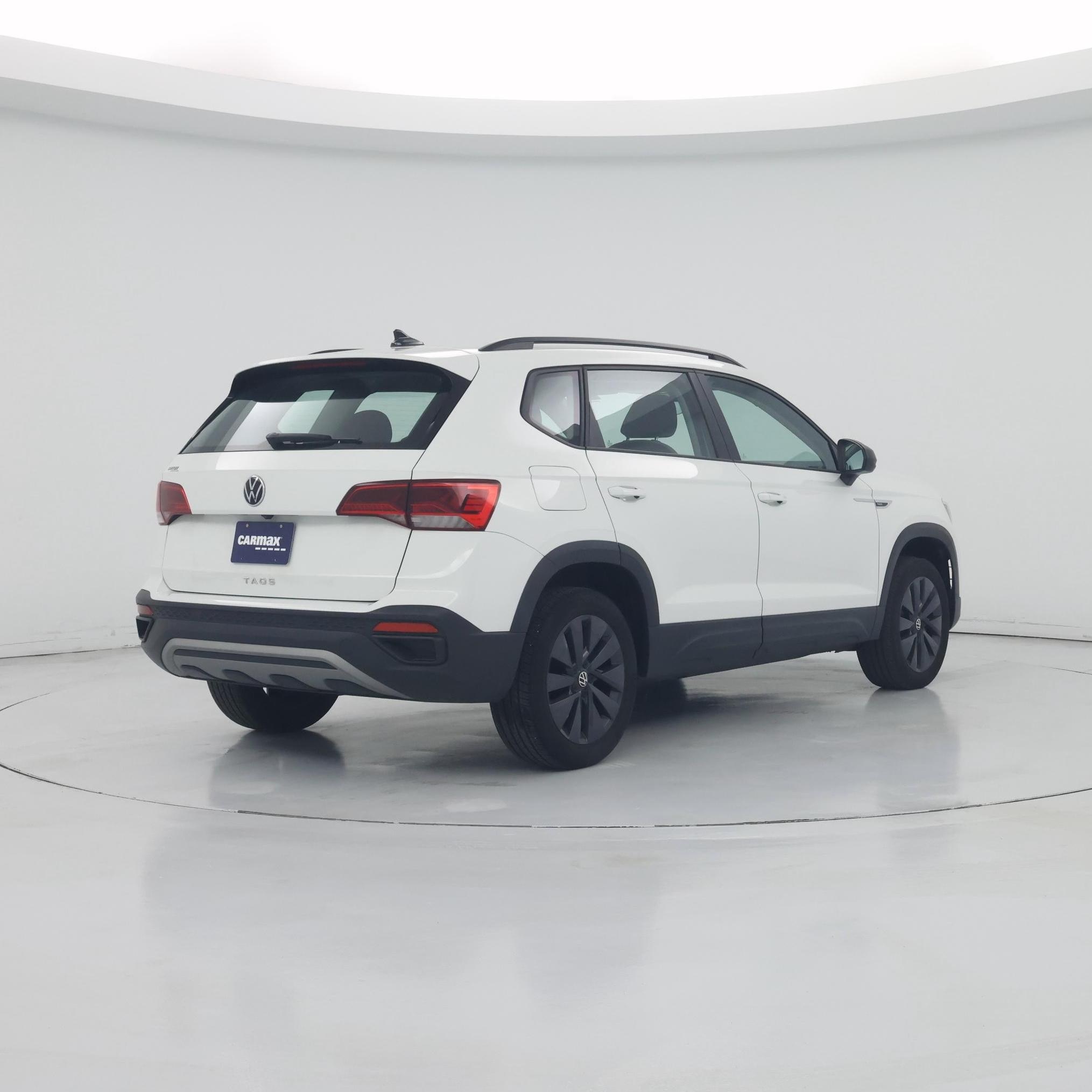 Thumbnail: 2023 Volkswagen Taos - 8