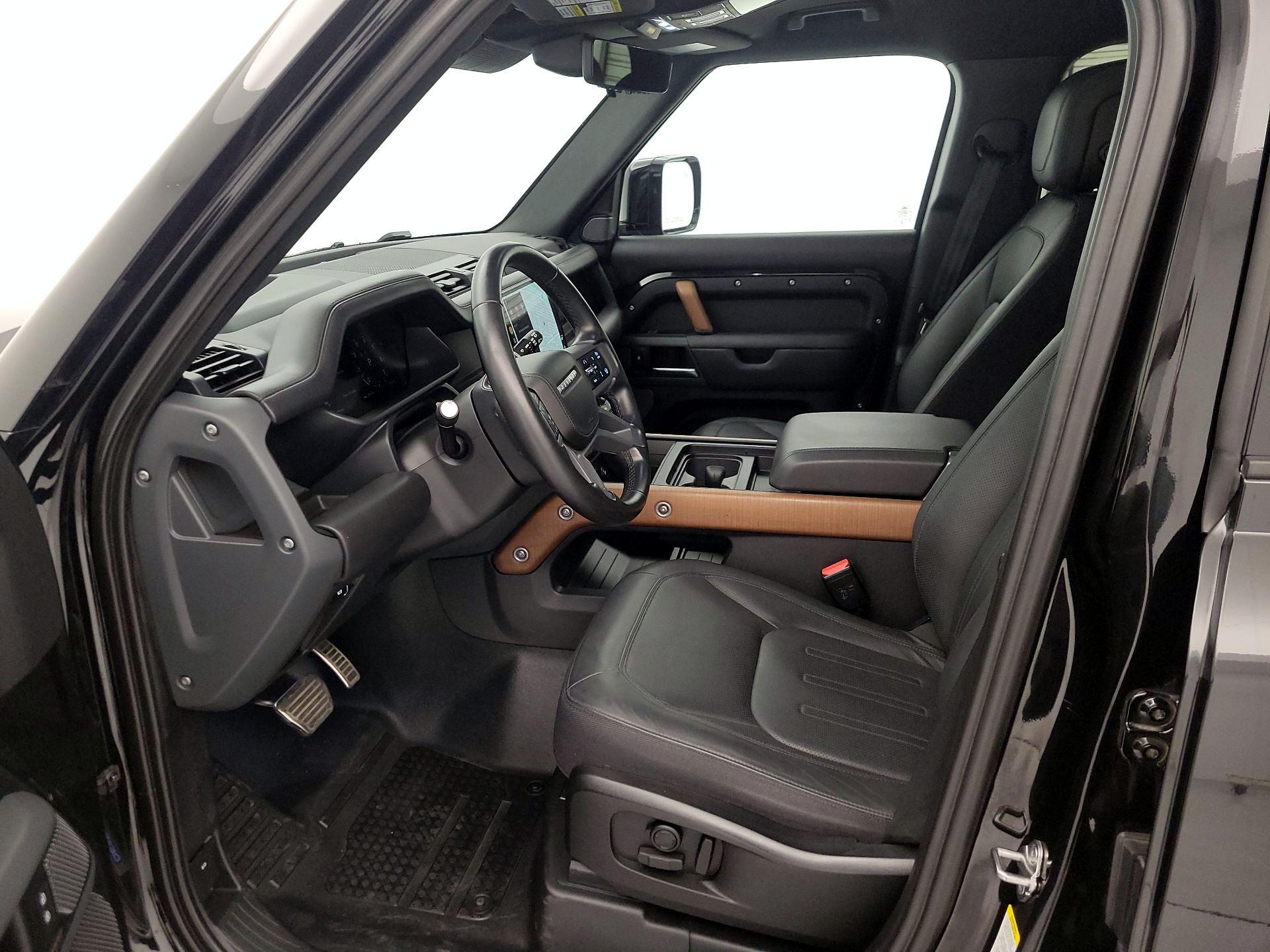 Thumbnail: 2023 Land Rover Defender - 11