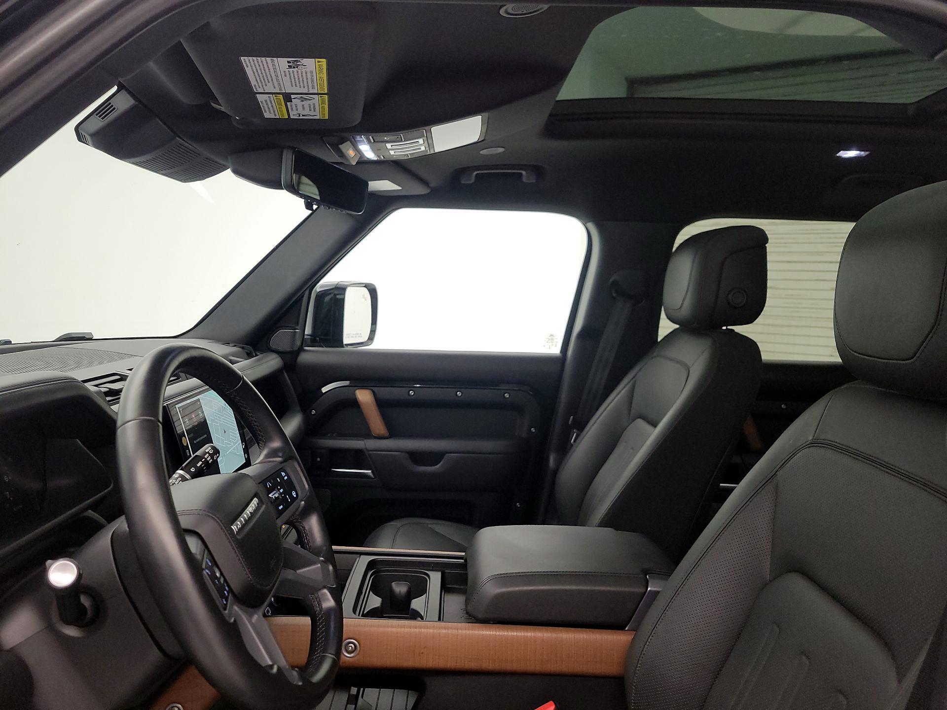 Thumbnail: 2023 Land Rover Defender - 19