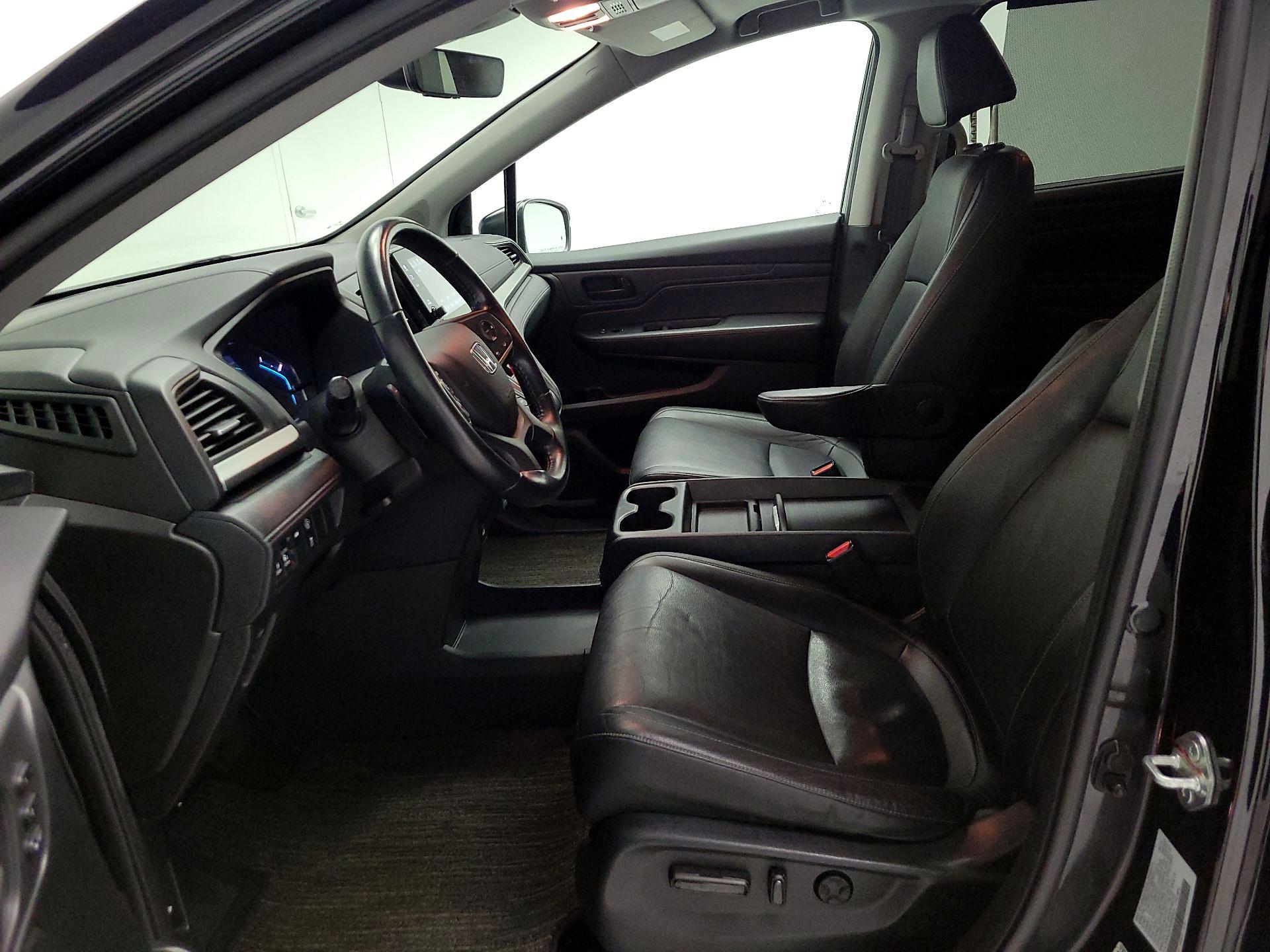 Thumbnail: 2022 Honda Odyssey - 11