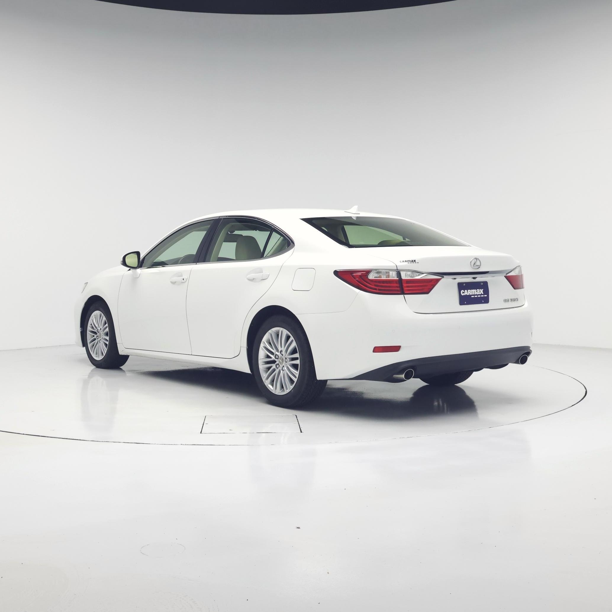 Thumbnail: 2014 Lexus ES - 2