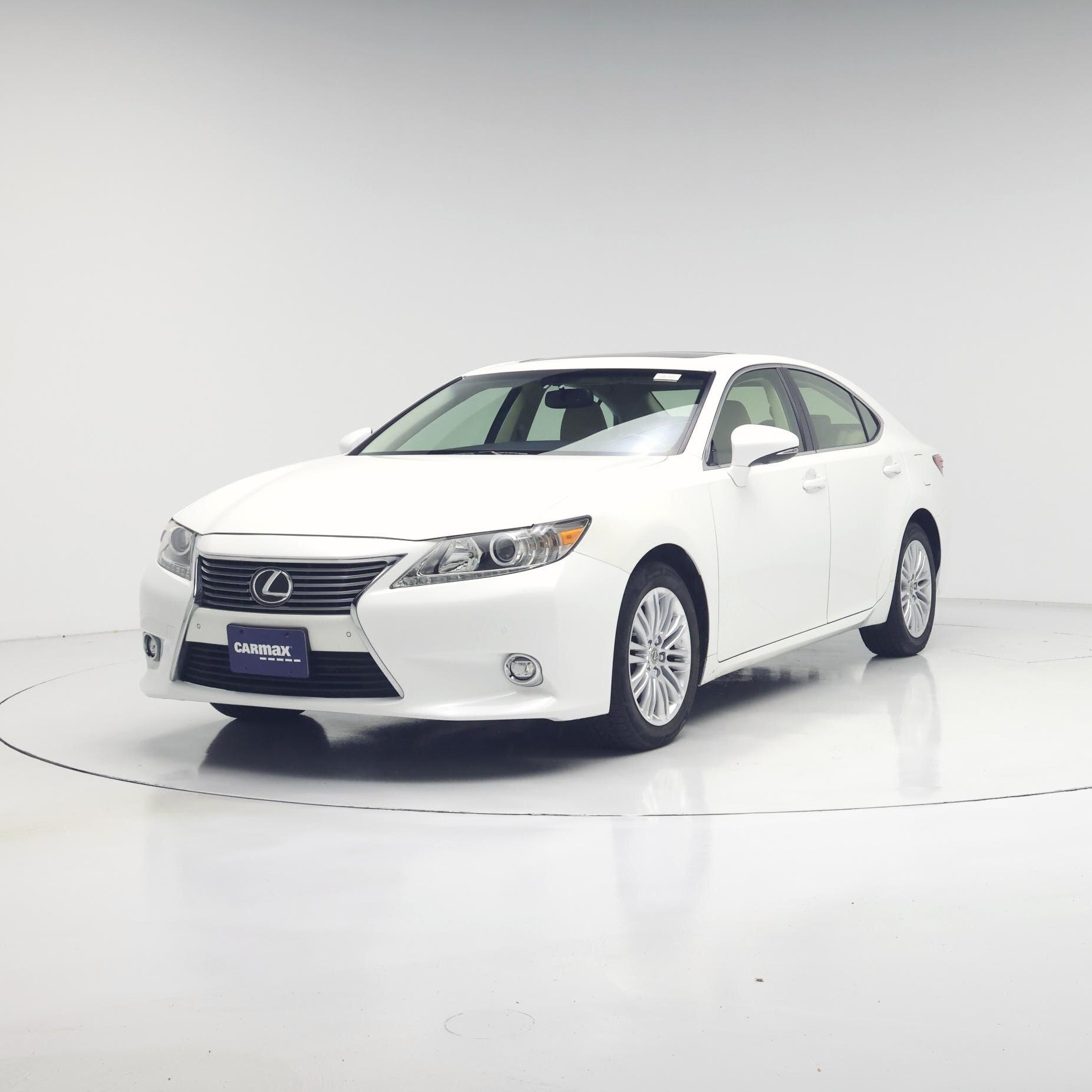 Thumbnail: 2014 Lexus ES - 4