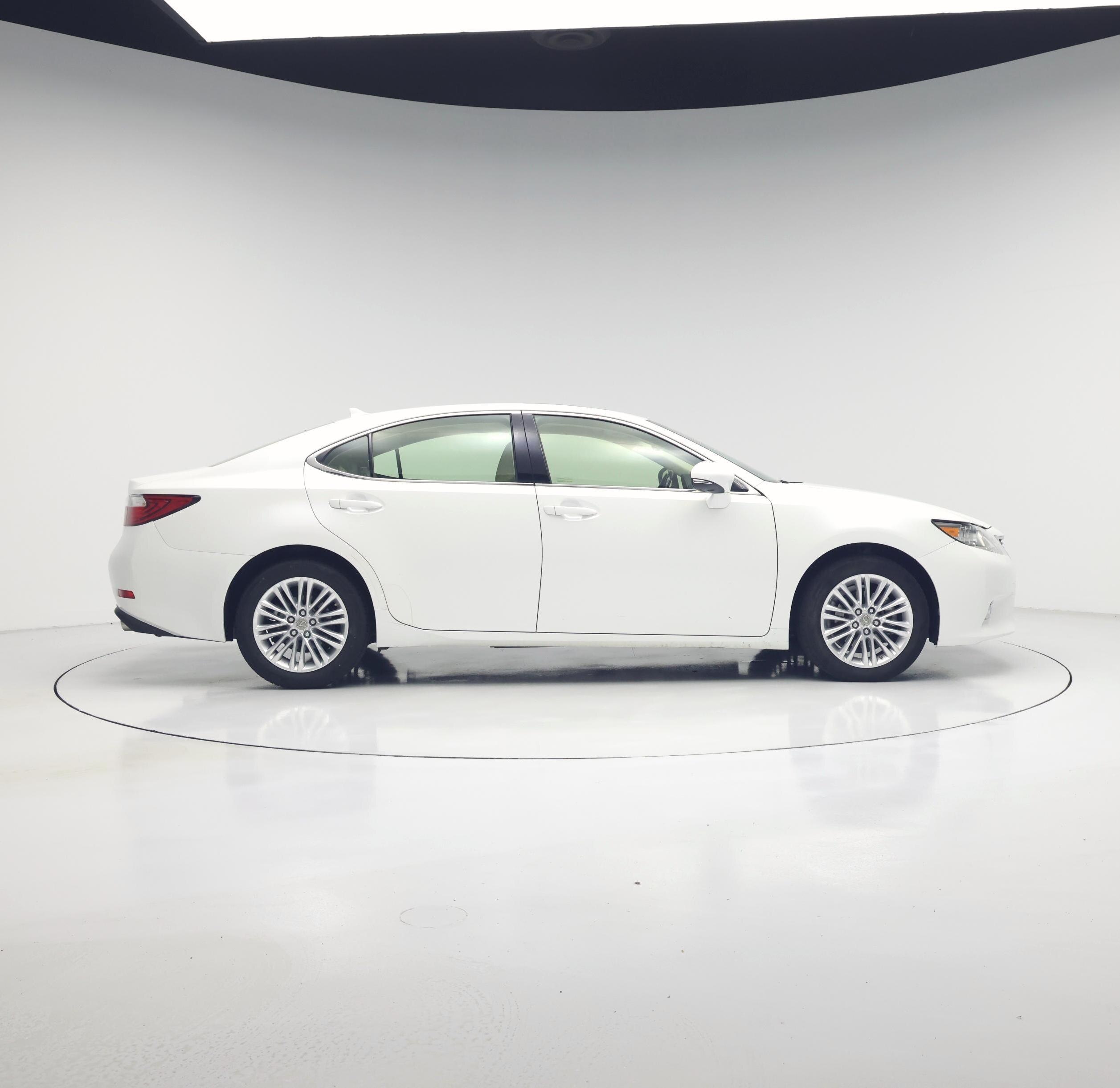 Thumbnail: 2014 Lexus ES - 7