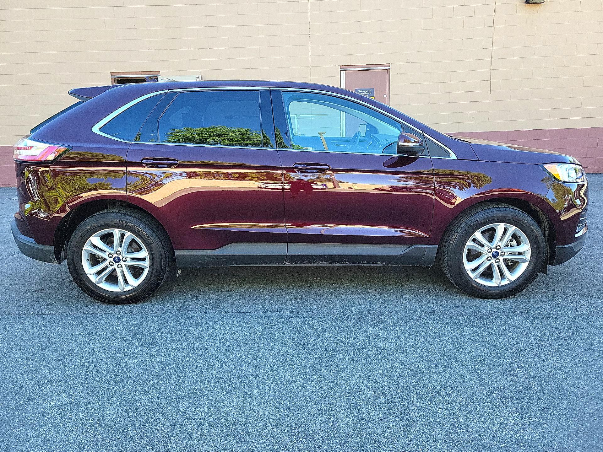 Thumbnail: 2019 Ford Edge - 4