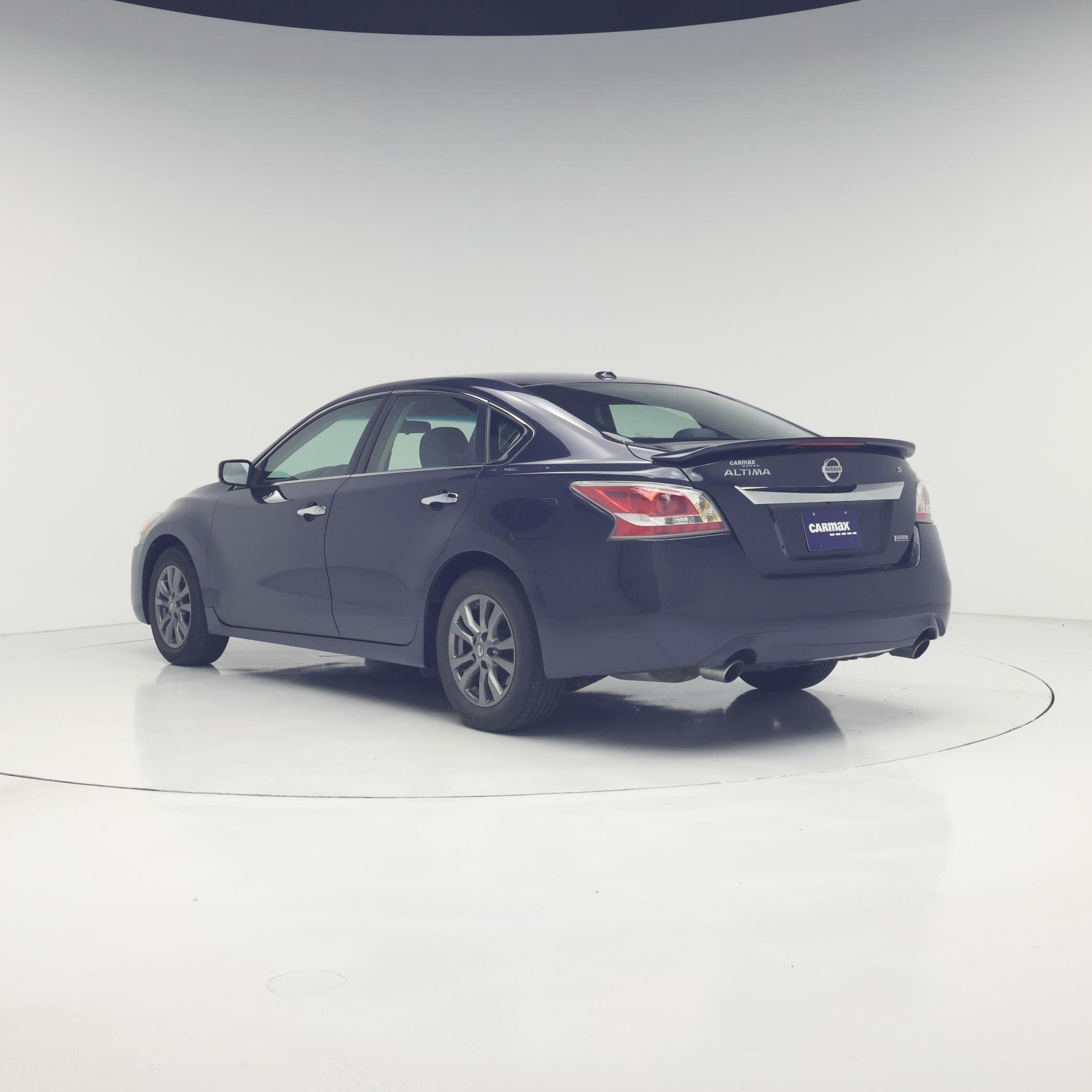 Thumbnail: 2015 Nissan Altima - 2