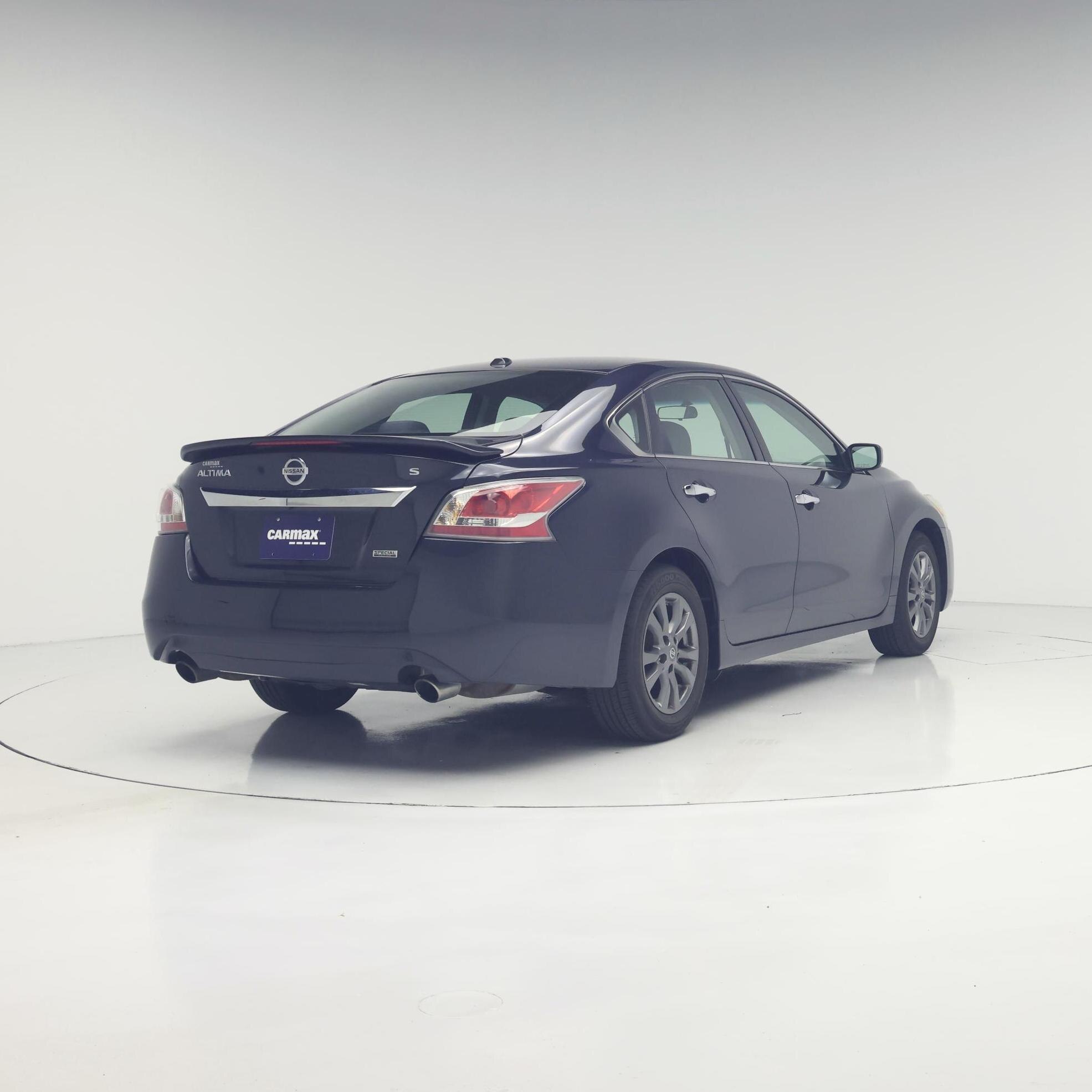 Thumbnail: 2015 Nissan Altima - 8