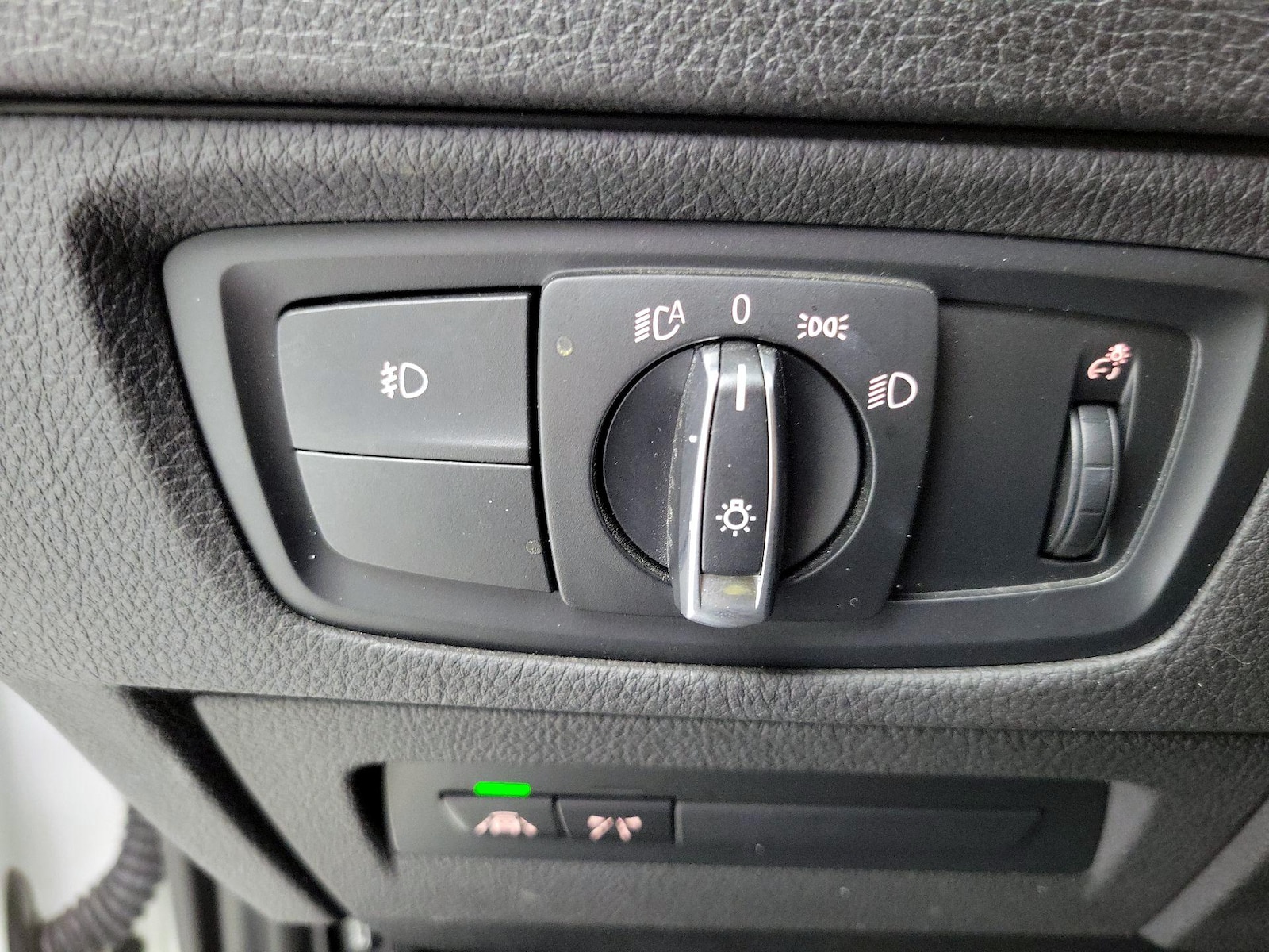 2020 BMW 2 Series 230i - Photo 14