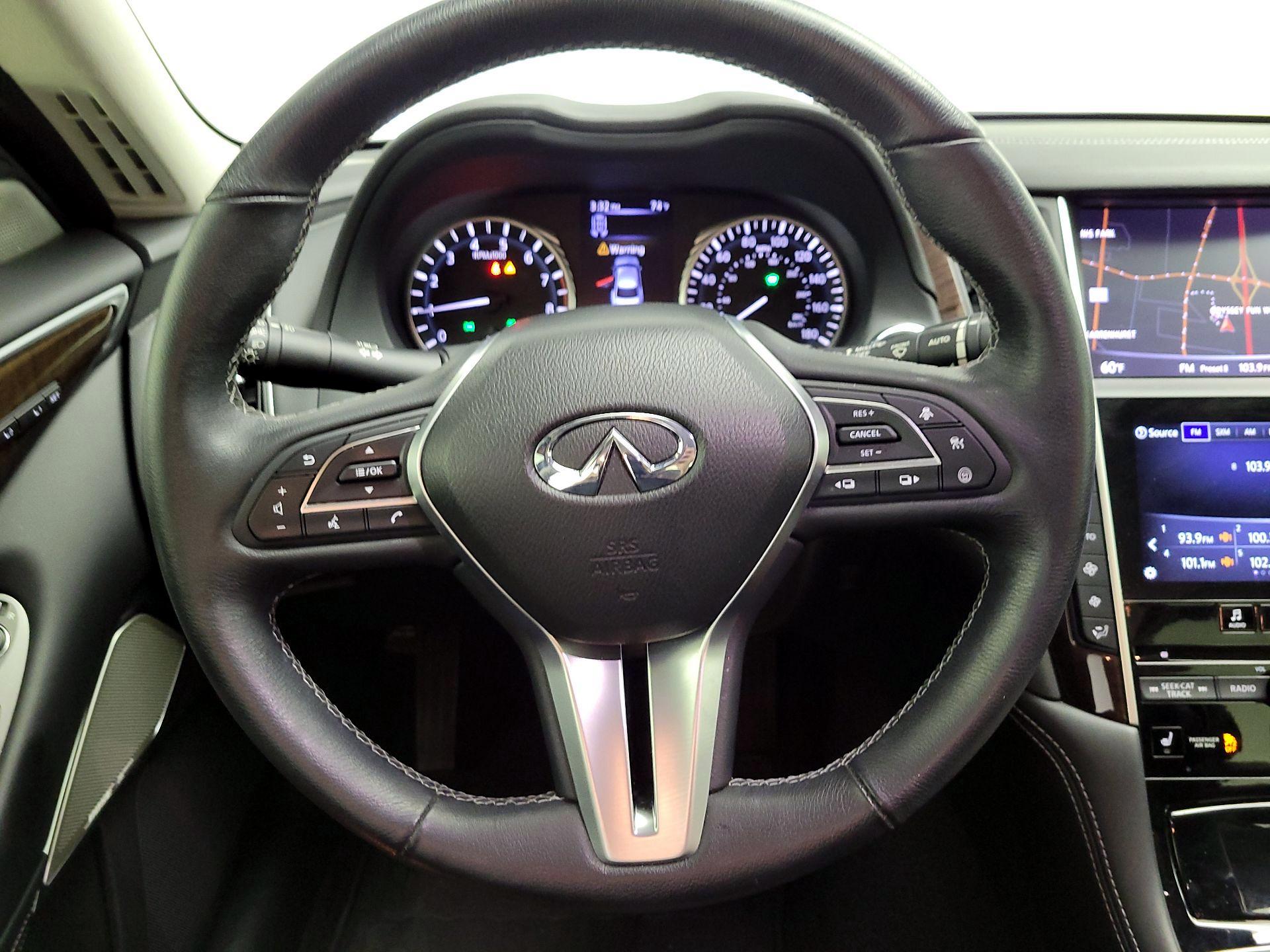 Thumbnail: 2018 INFINITI Q50 - 10