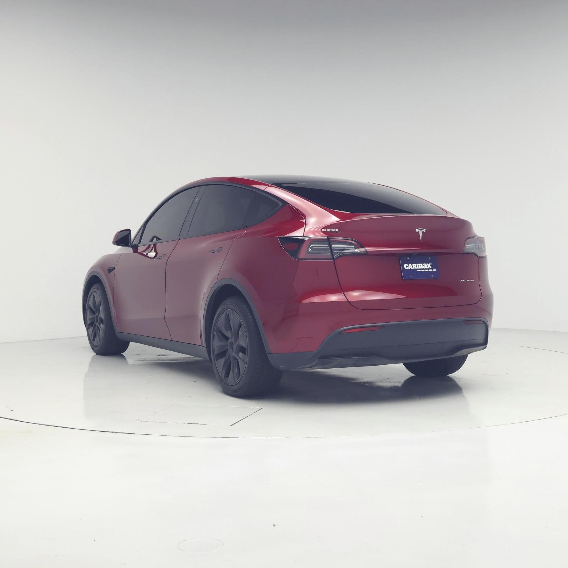 Thumbnail: 2025 Tesla Model Y - 2