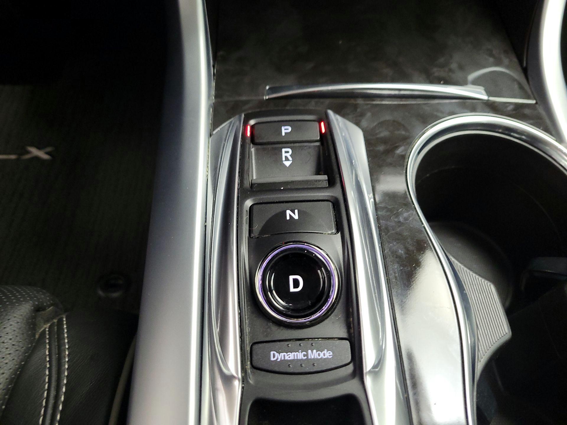 Thumbnail: 2018 Acura TLX - 15