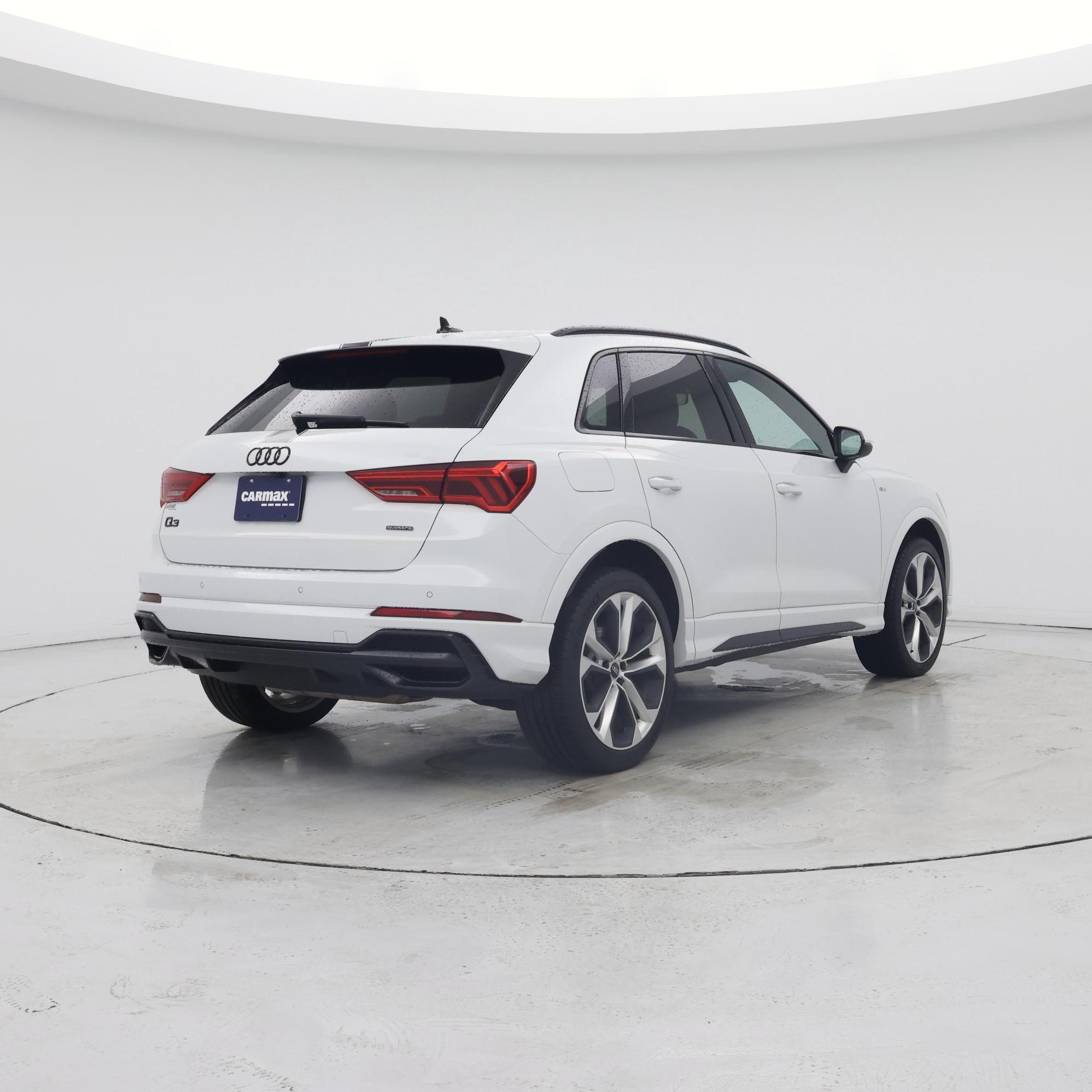 Thumbnail: 2022 Audi Q3 - 8