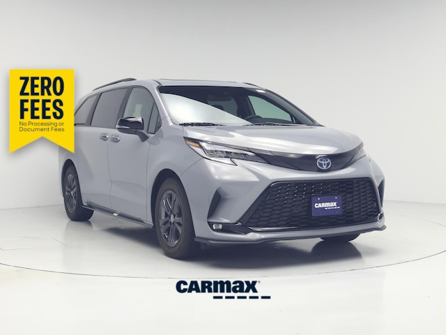 Gray 2025 Toyota Sienna Minivan All-Wheel Drive Automatic