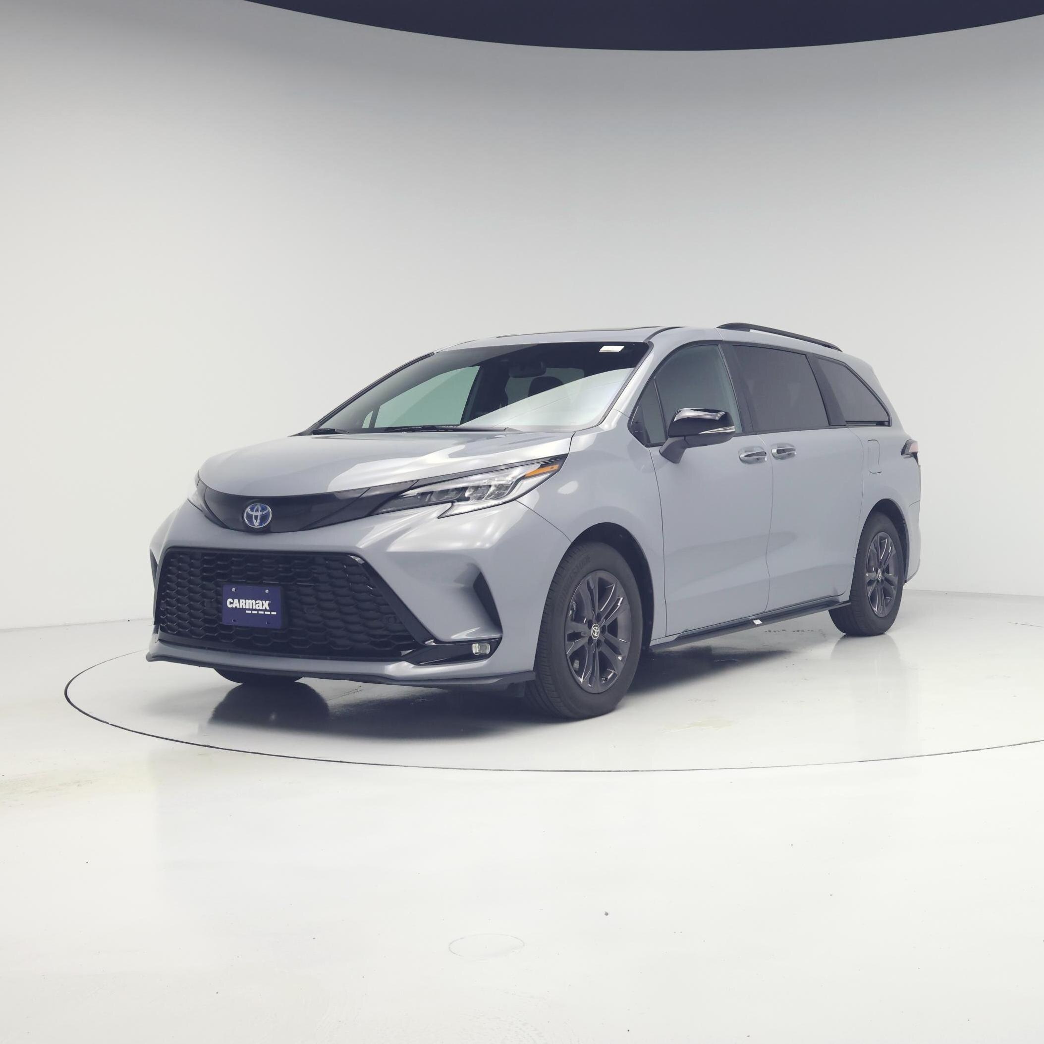 Thumbnail: 2025 Toyota Sienna - 4