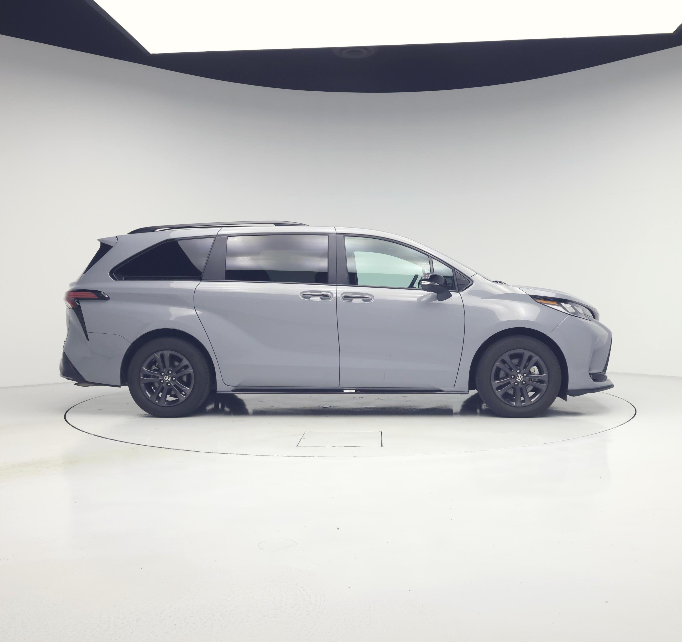 Thumbnail: 2025 Toyota Sienna - 7