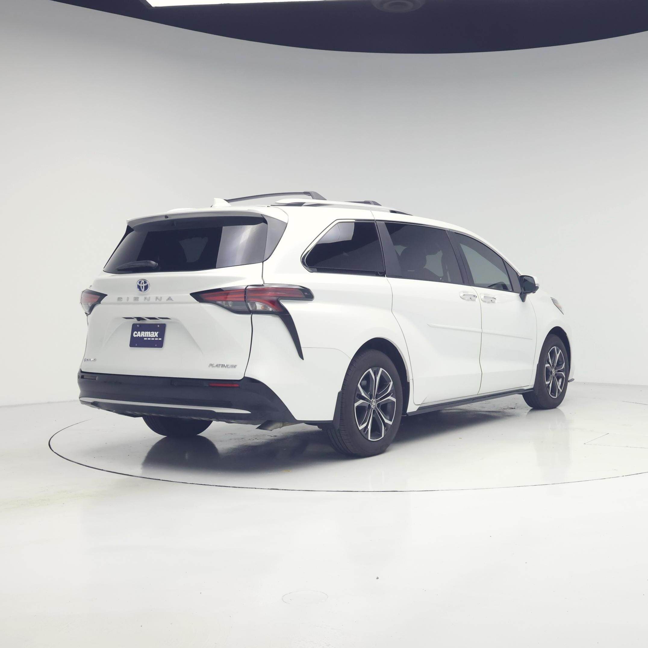 Thumbnail: 2025 Toyota Sienna - 8