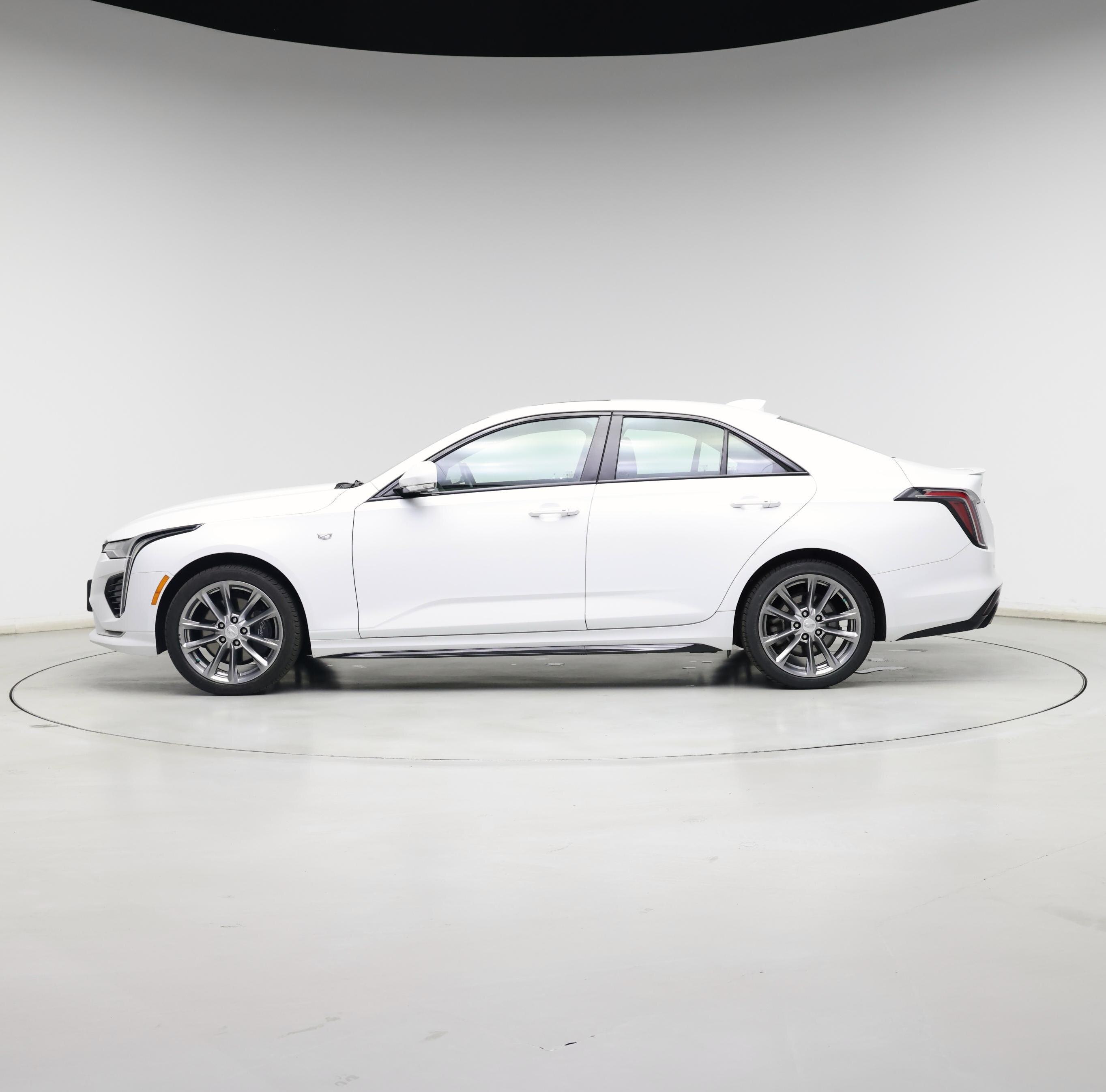 Thumbnail: 2020 Cadillac CT4 - 3