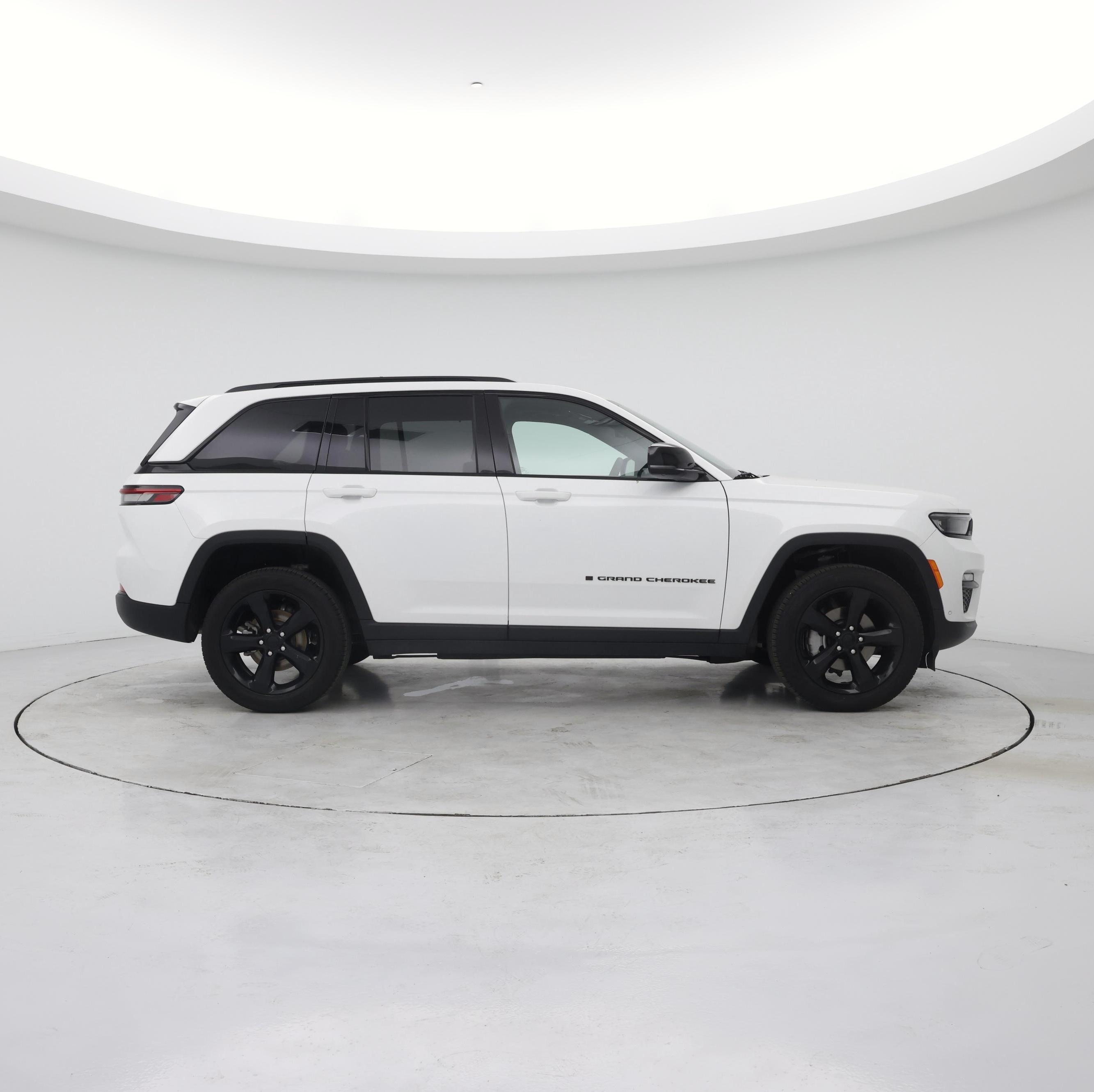 Thumbnail: 2025 Jeep Grand Cherokee - 7