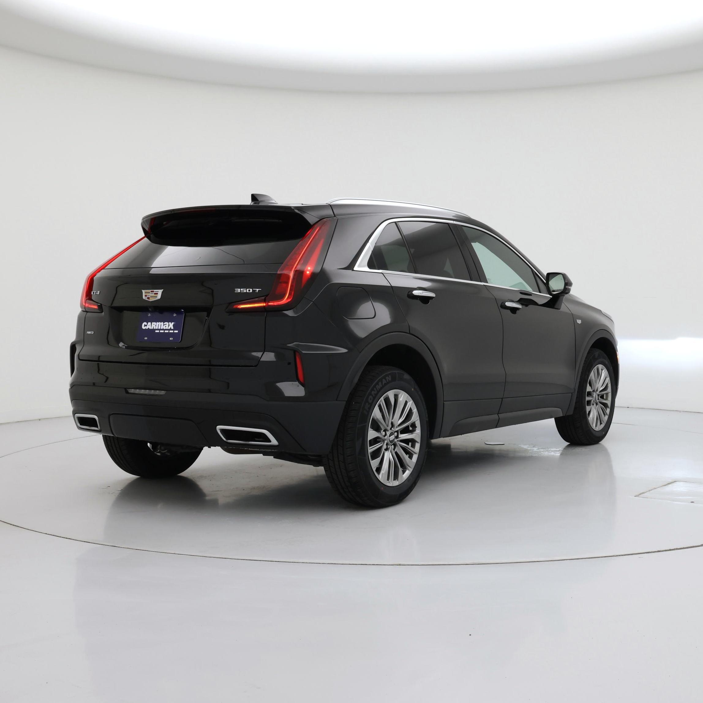 Thumbnail: 2025 Cadillac XT4 - 8