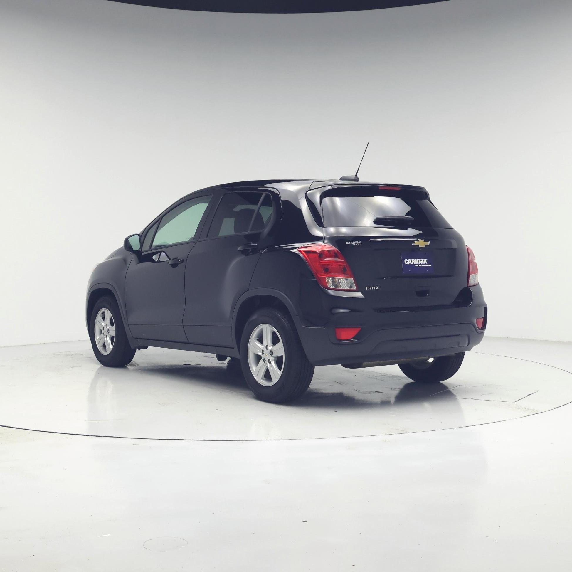 Thumbnail: 2020 Chevrolet Trax - 2