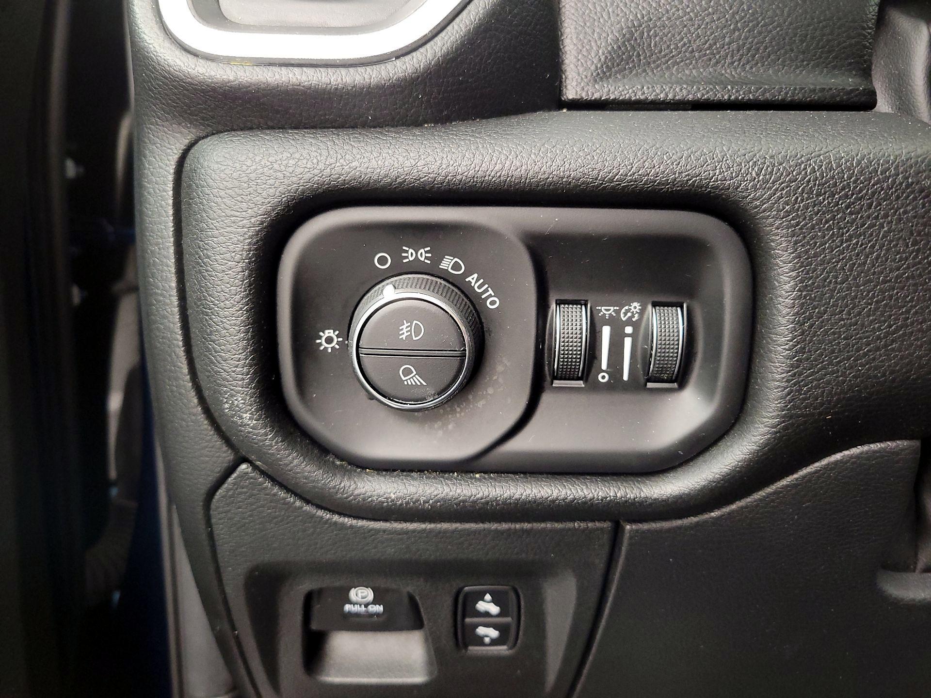 Thumbnail: 2023 RAM 1500 - 13