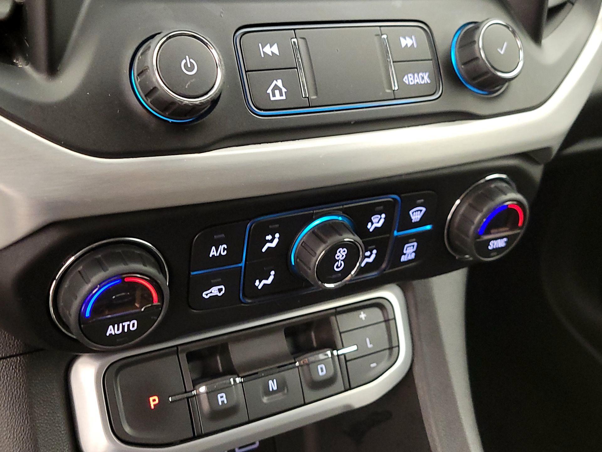 Thumbnail: 2021 GMC Acadia - 16