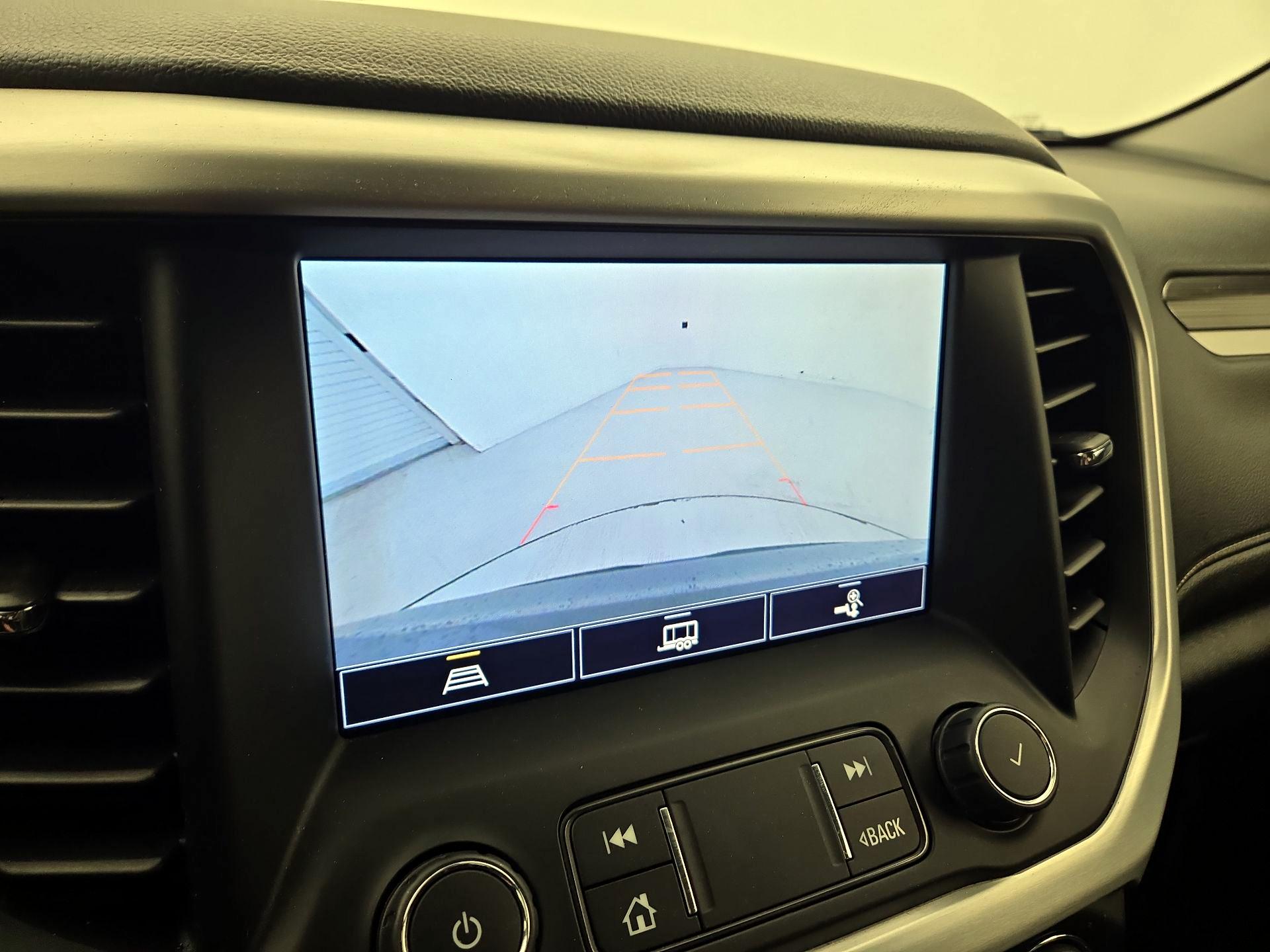 Thumbnail: 2021 GMC Acadia - 15