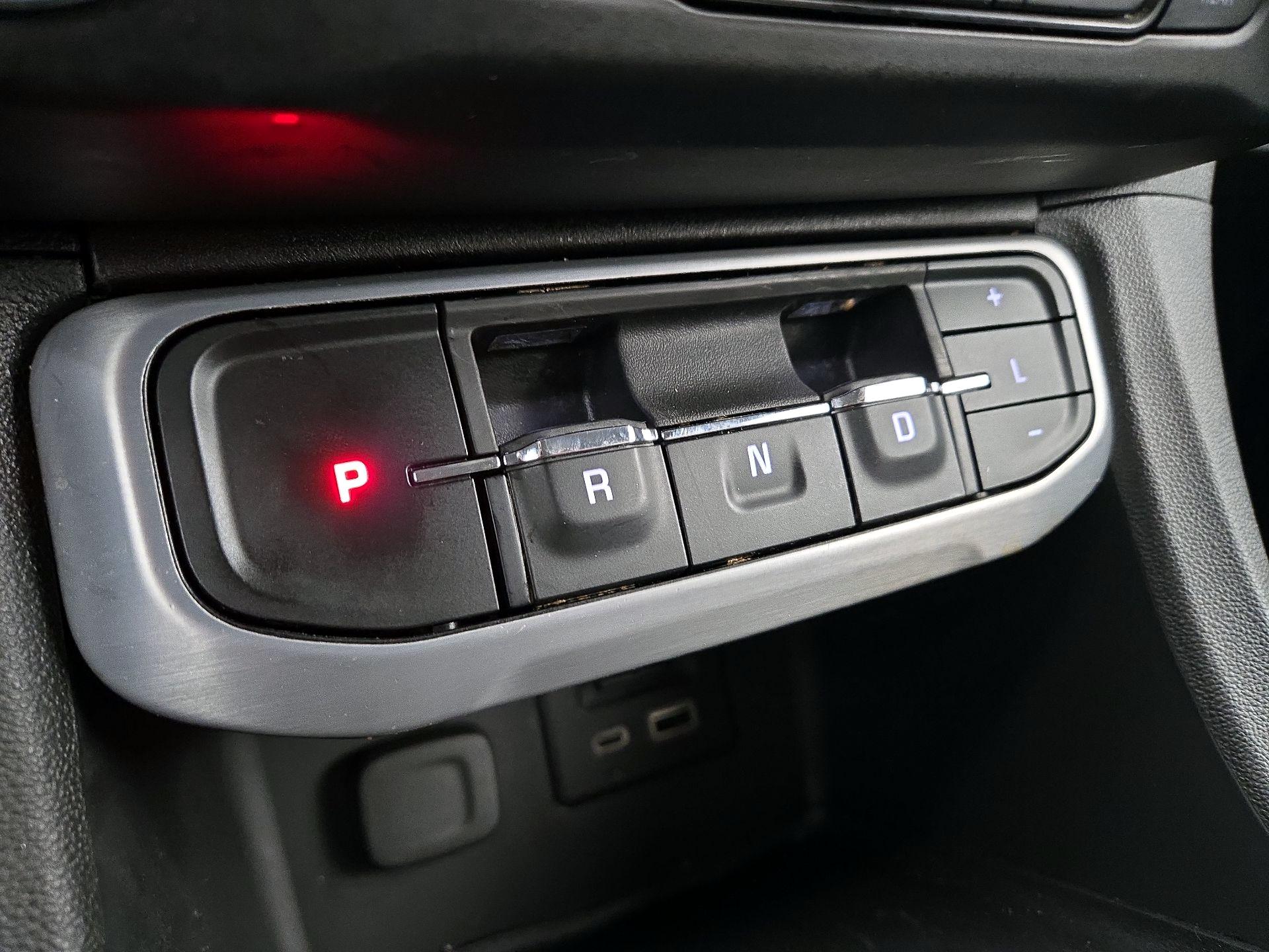Thumbnail: 2021 GMC Acadia - 18