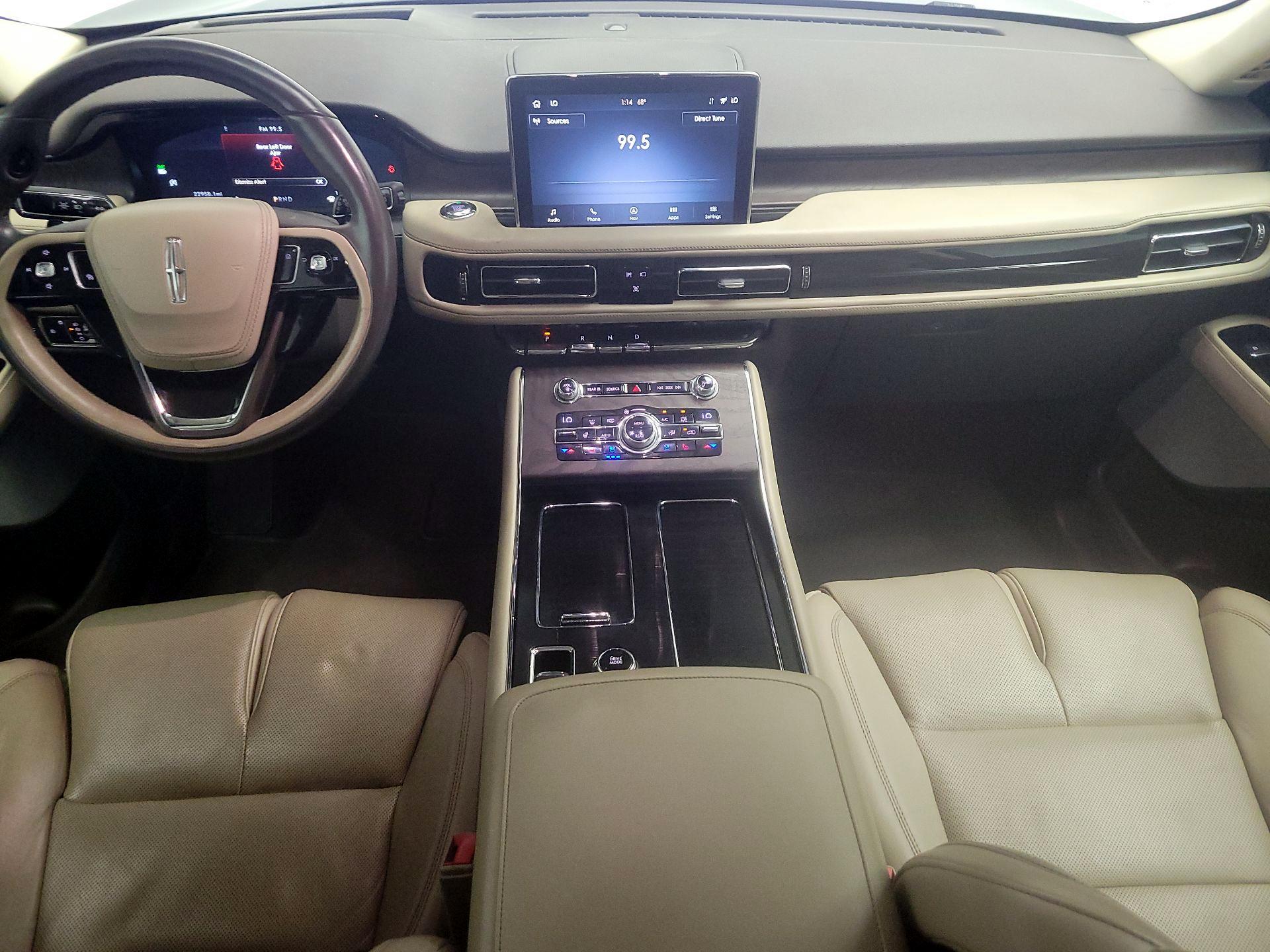 Thumbnail: 2020 Lincoln Aviator - 9