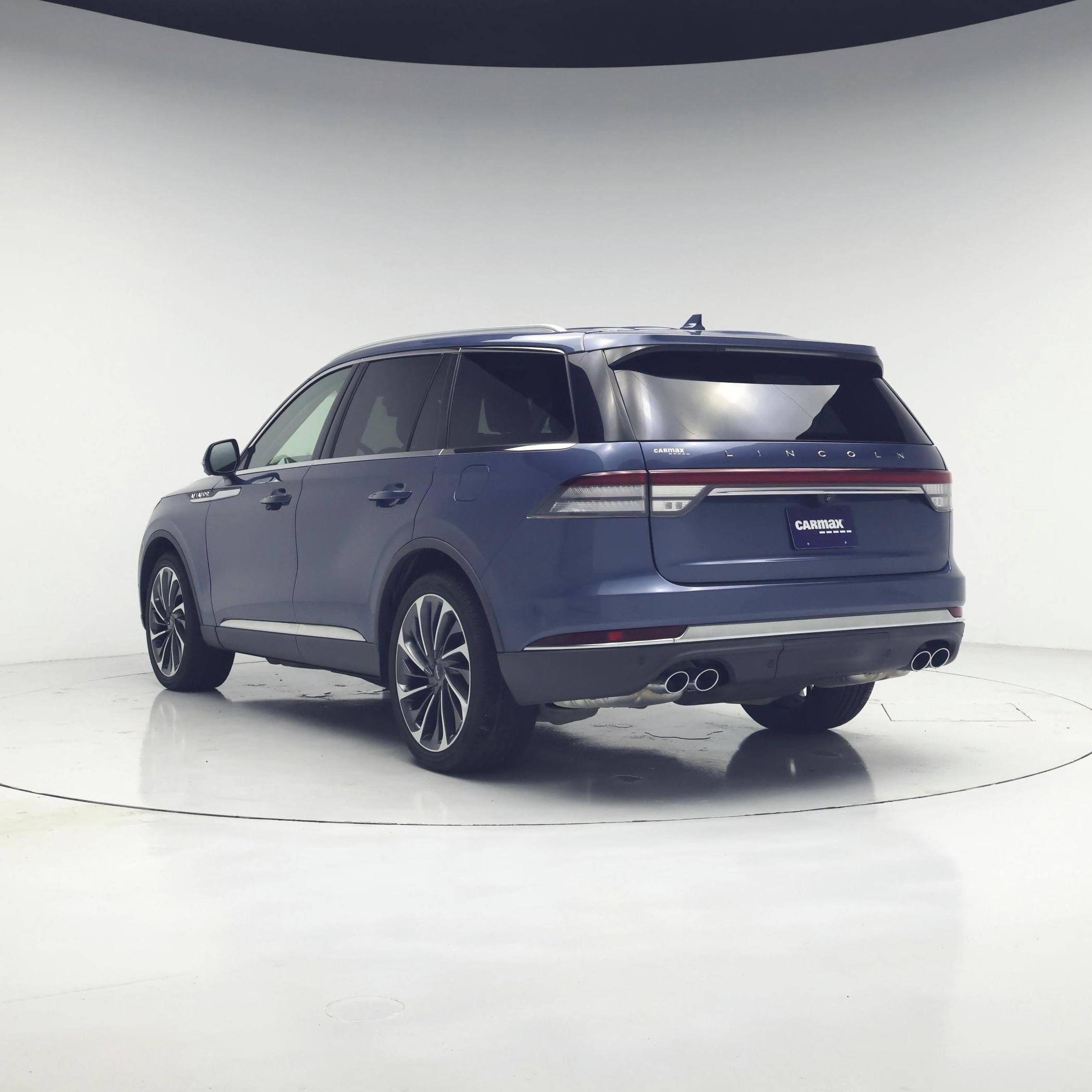 Thumbnail: 2020 Lincoln Aviator - 2