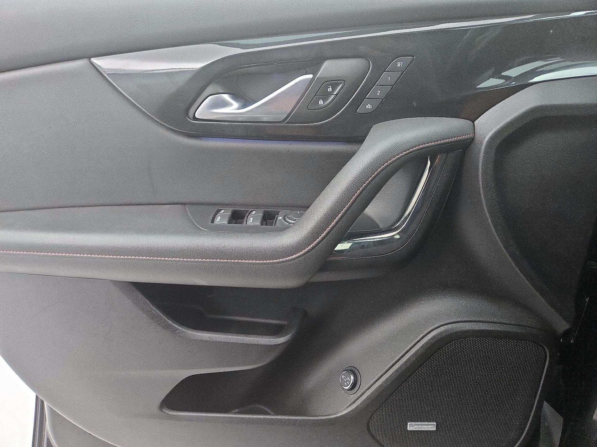 Thumbnail: 2022 Chevrolet Blazer - 12