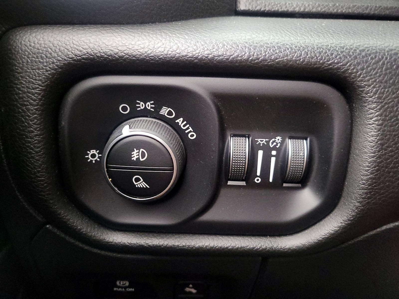 2023 RAM Ram 1500 Pickup Laramie - Photo 14