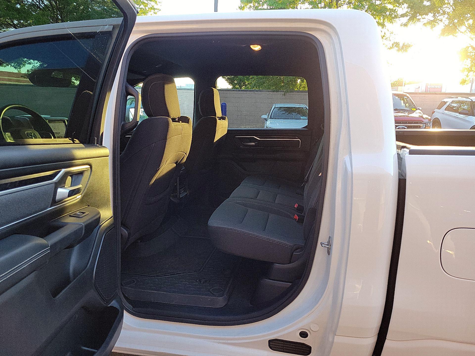 Thumbnail: 2023 RAM 1500 - 17