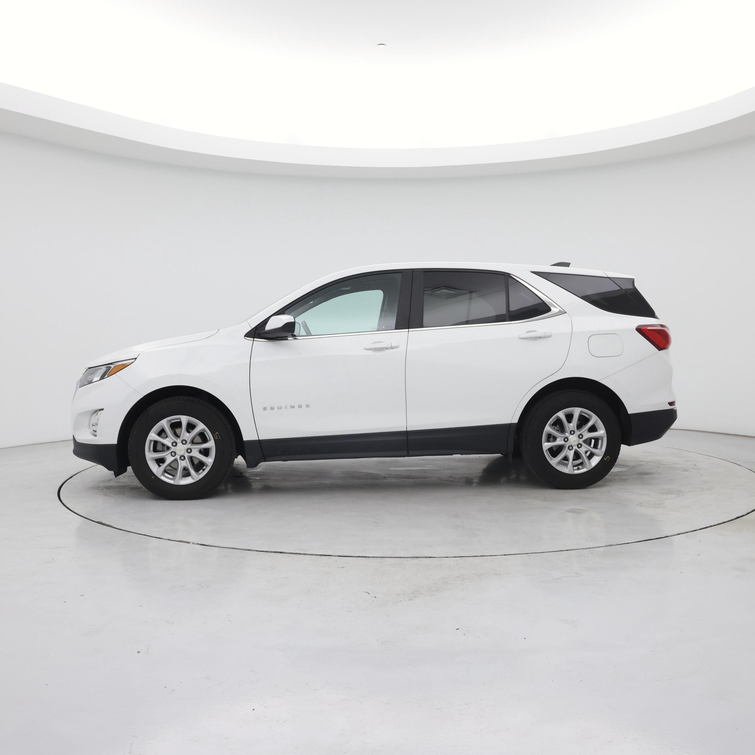 Thumbnail: 2021 Chevrolet Equinox - 3