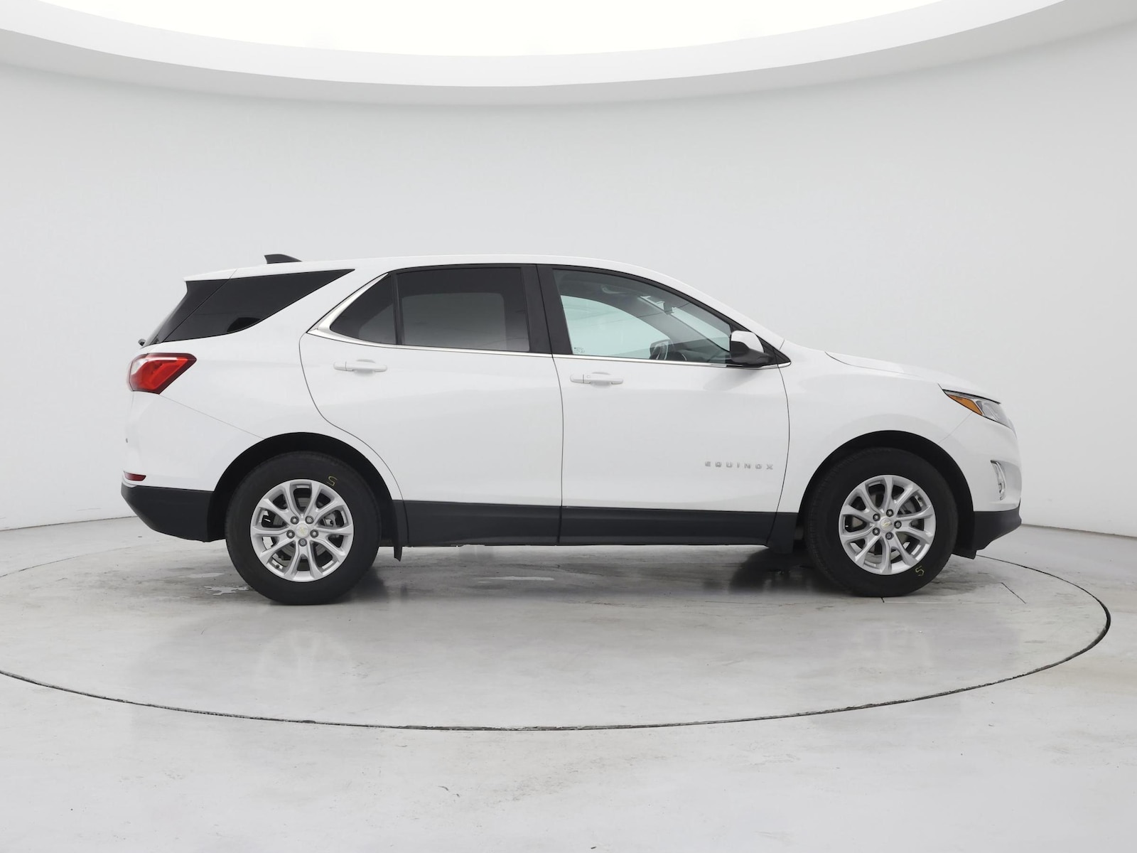 2021 Chevrolet Equinox LT - Photo 8
