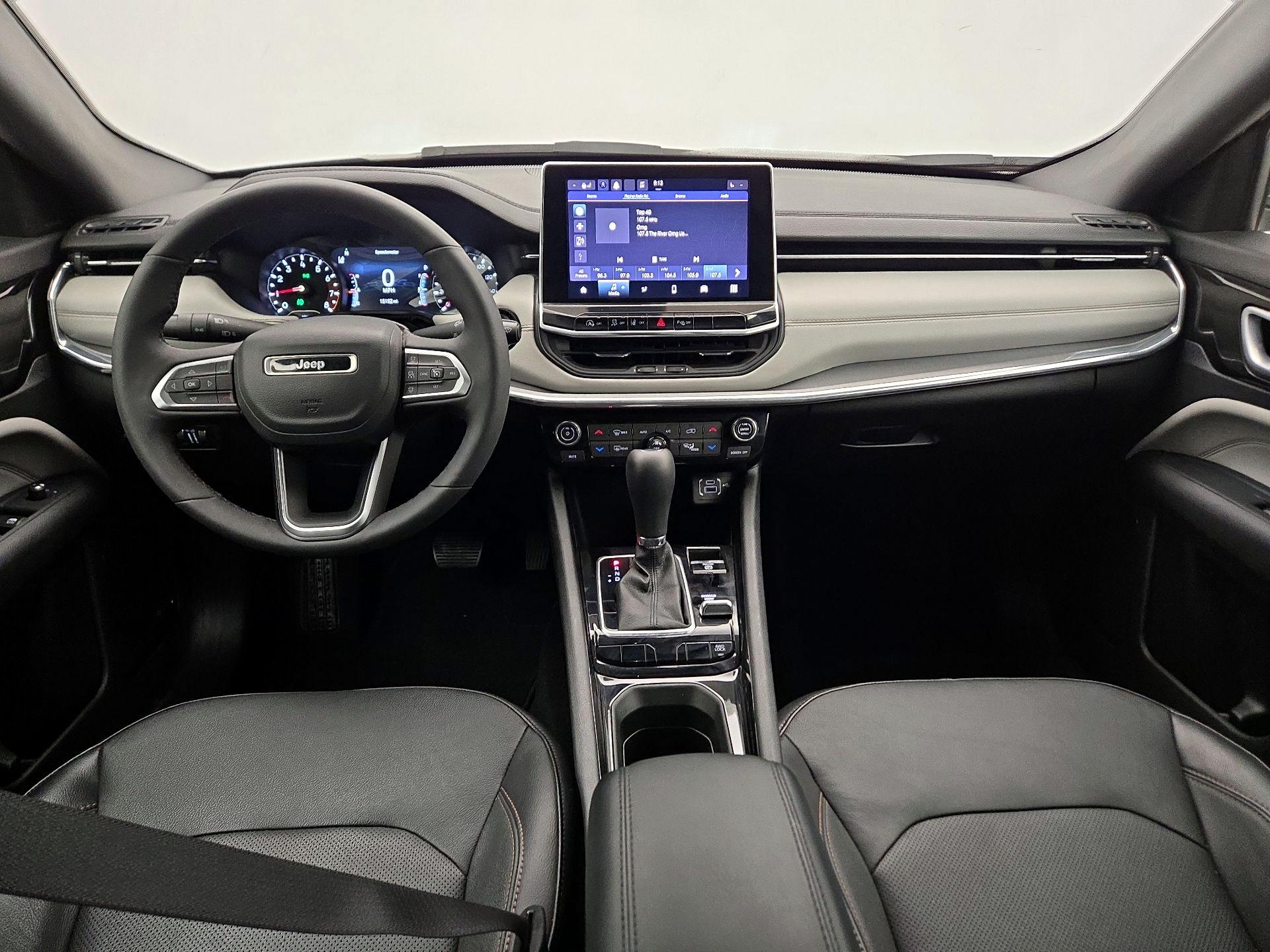 Thumbnail: 2023 Jeep Compass - 9