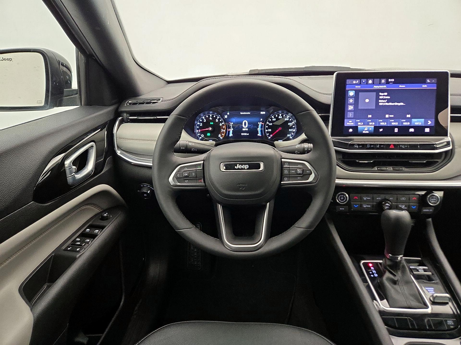 Thumbnail: 2023 Jeep Compass - 10