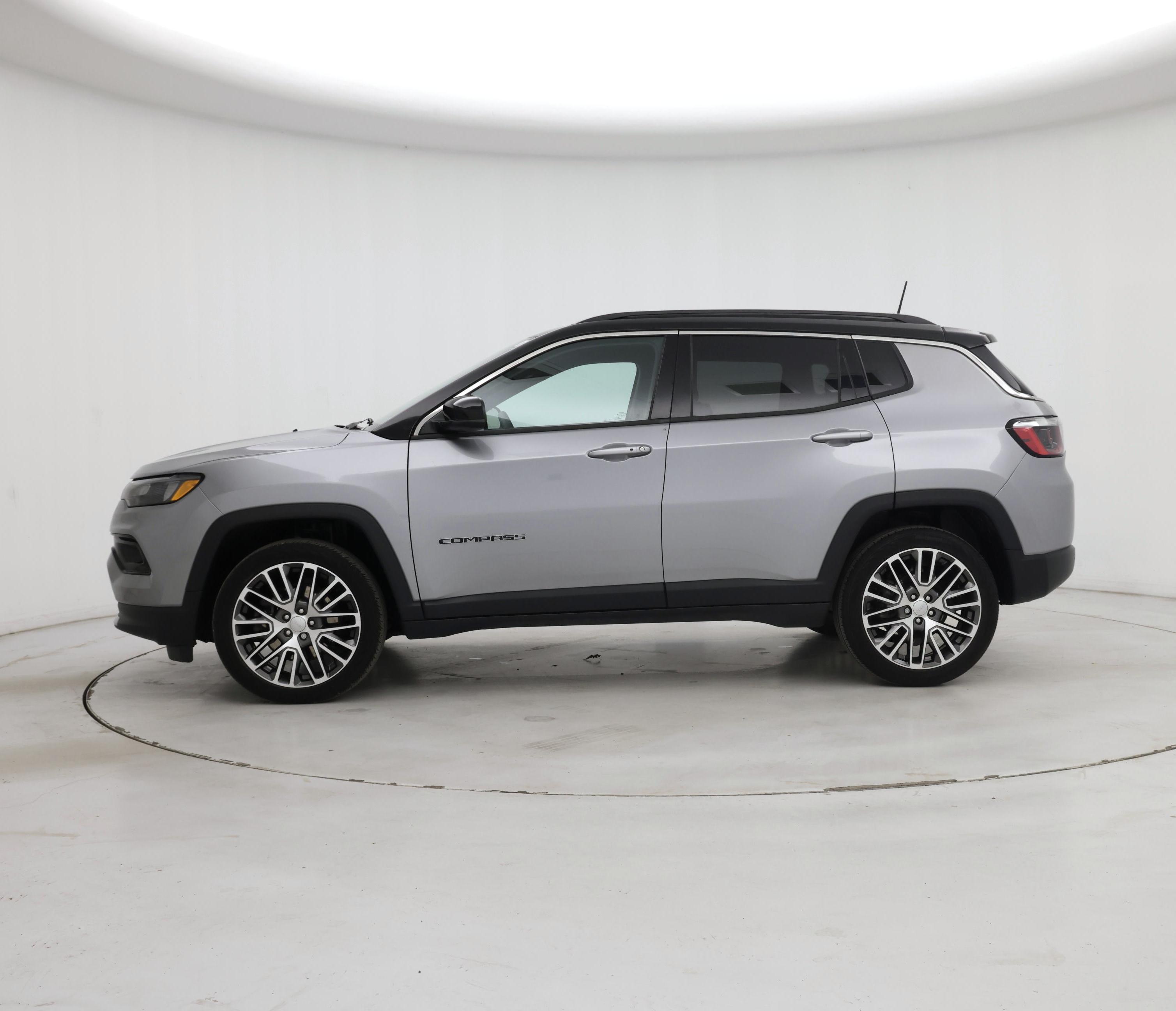Thumbnail: 2023 Jeep Compass - 3
