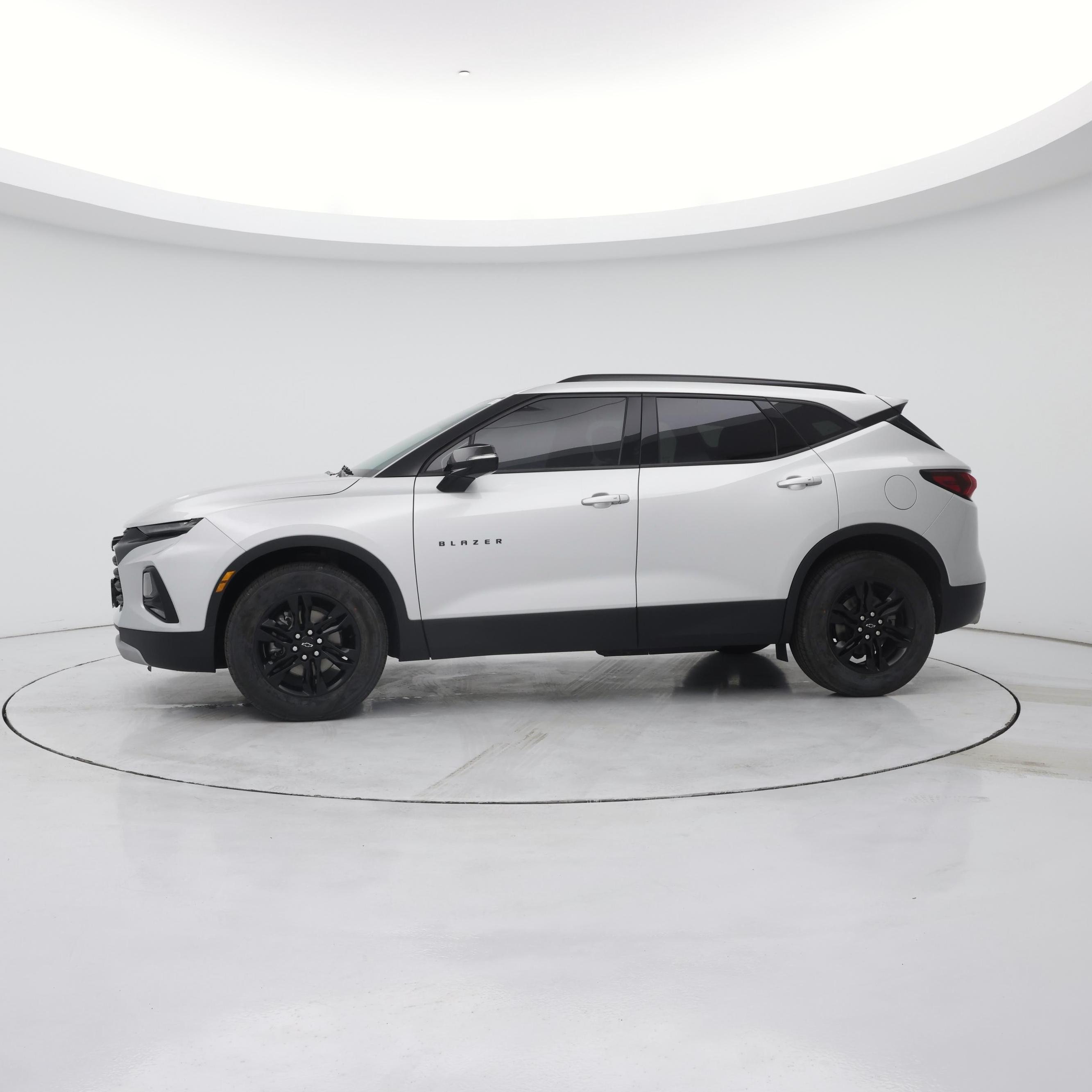 Thumbnail: 2021 Chevrolet Blazer - 3